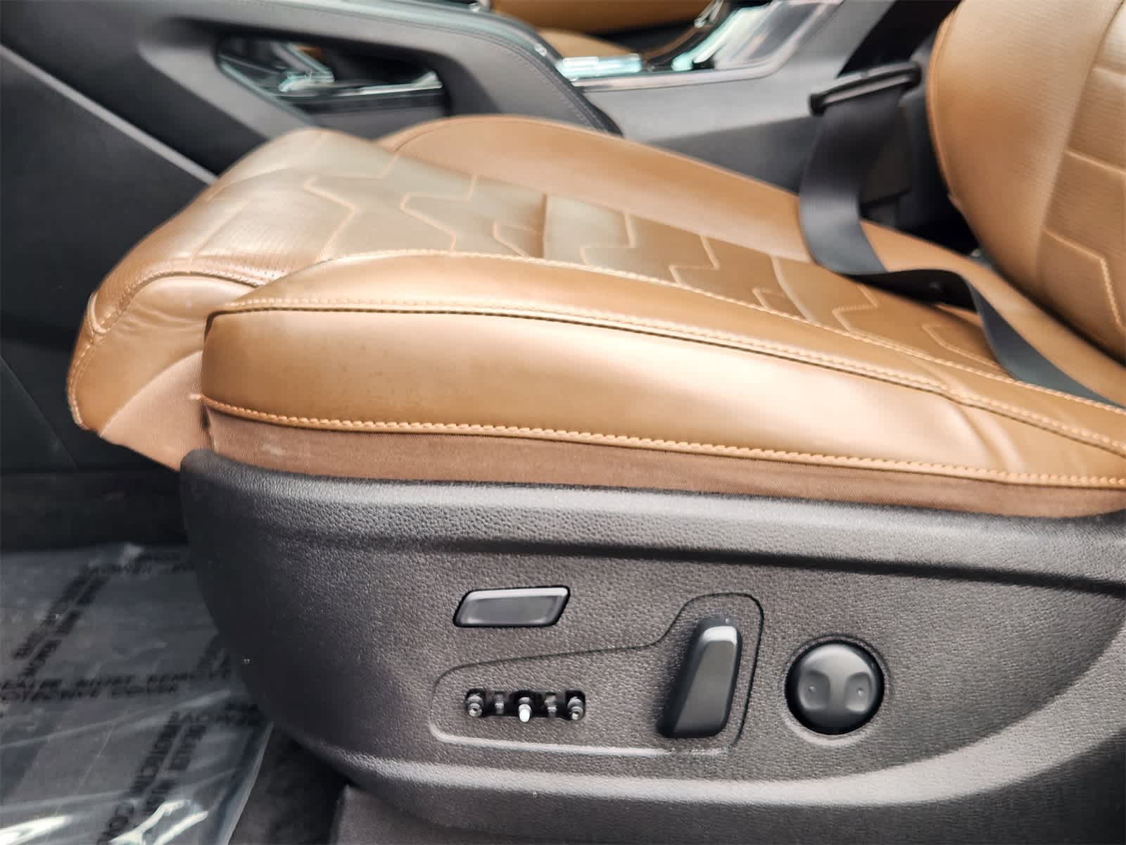 Thumbnail: 2022 Kia Telluride - 23