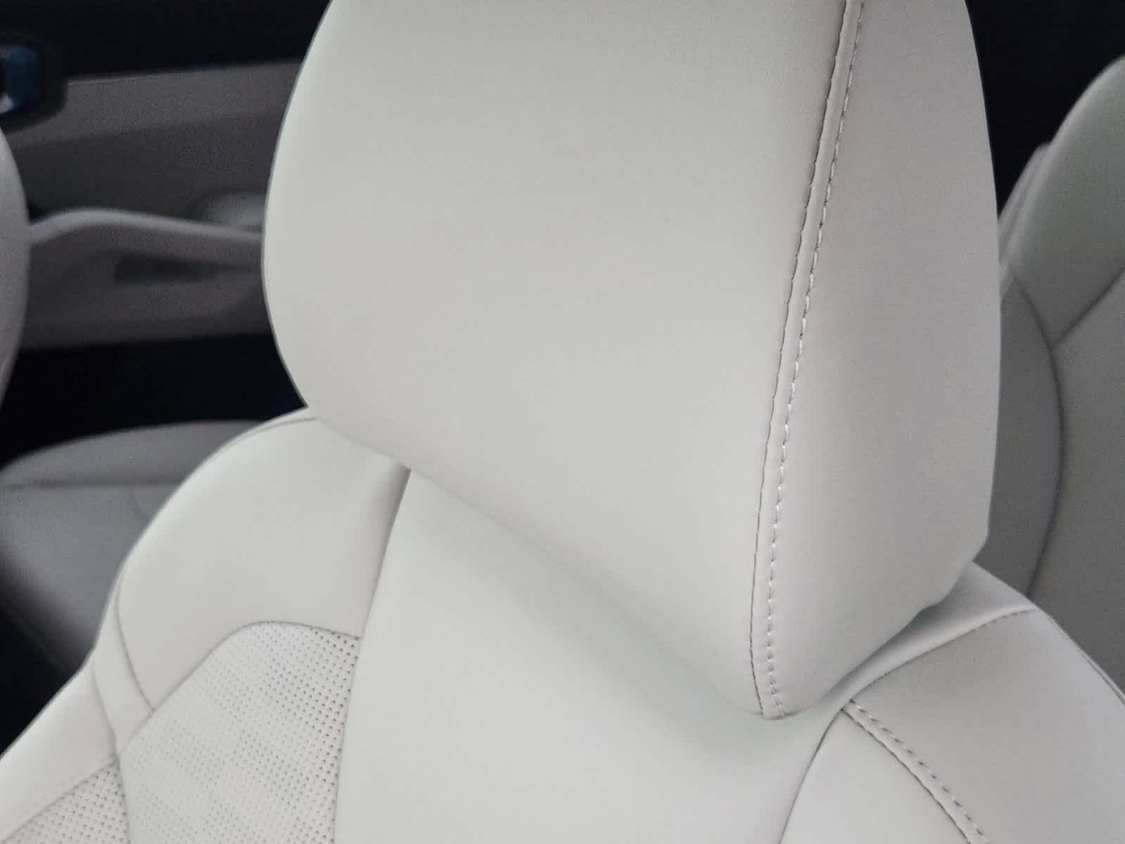 Thumbnail: 2025 Kia Sorento - 12