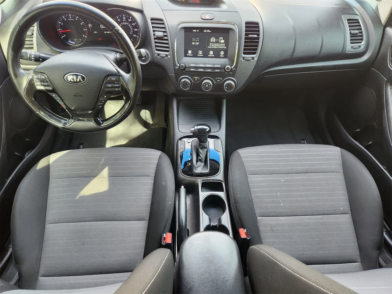 Thumbnail: 2017 Kia Forte - 25