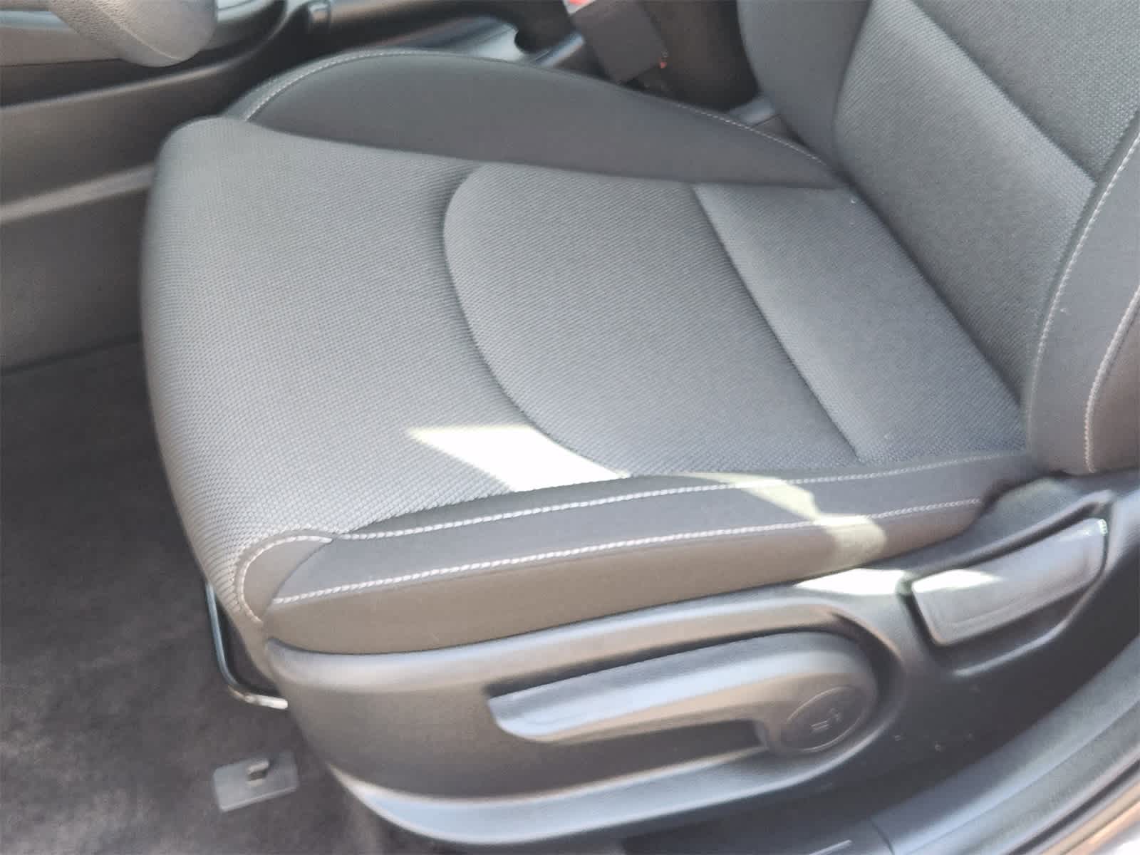 2024 Kia Forte LXS 22
