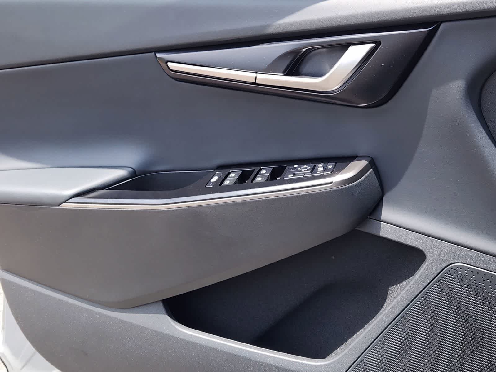 Thumbnail: 2026 Kia EV6 - 18