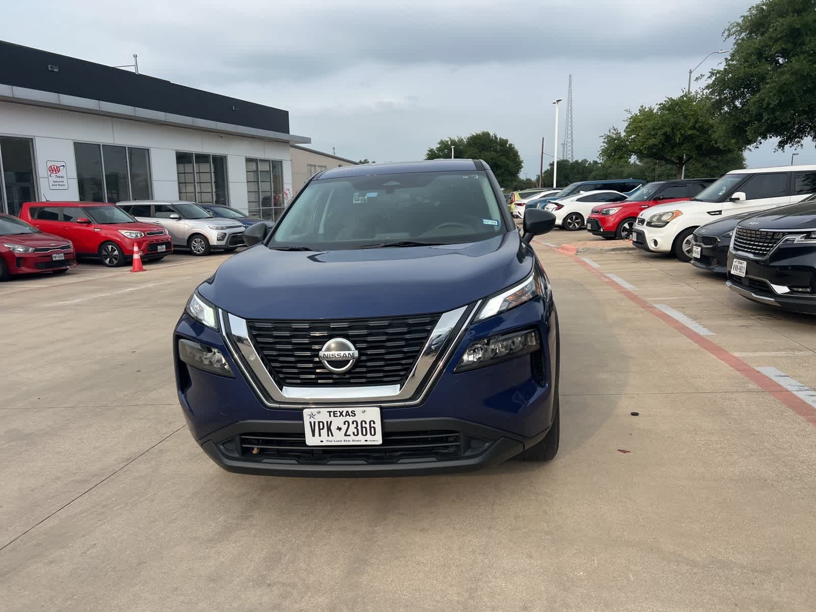 Thumbnail: 2021 Nissan Rogue - 1
