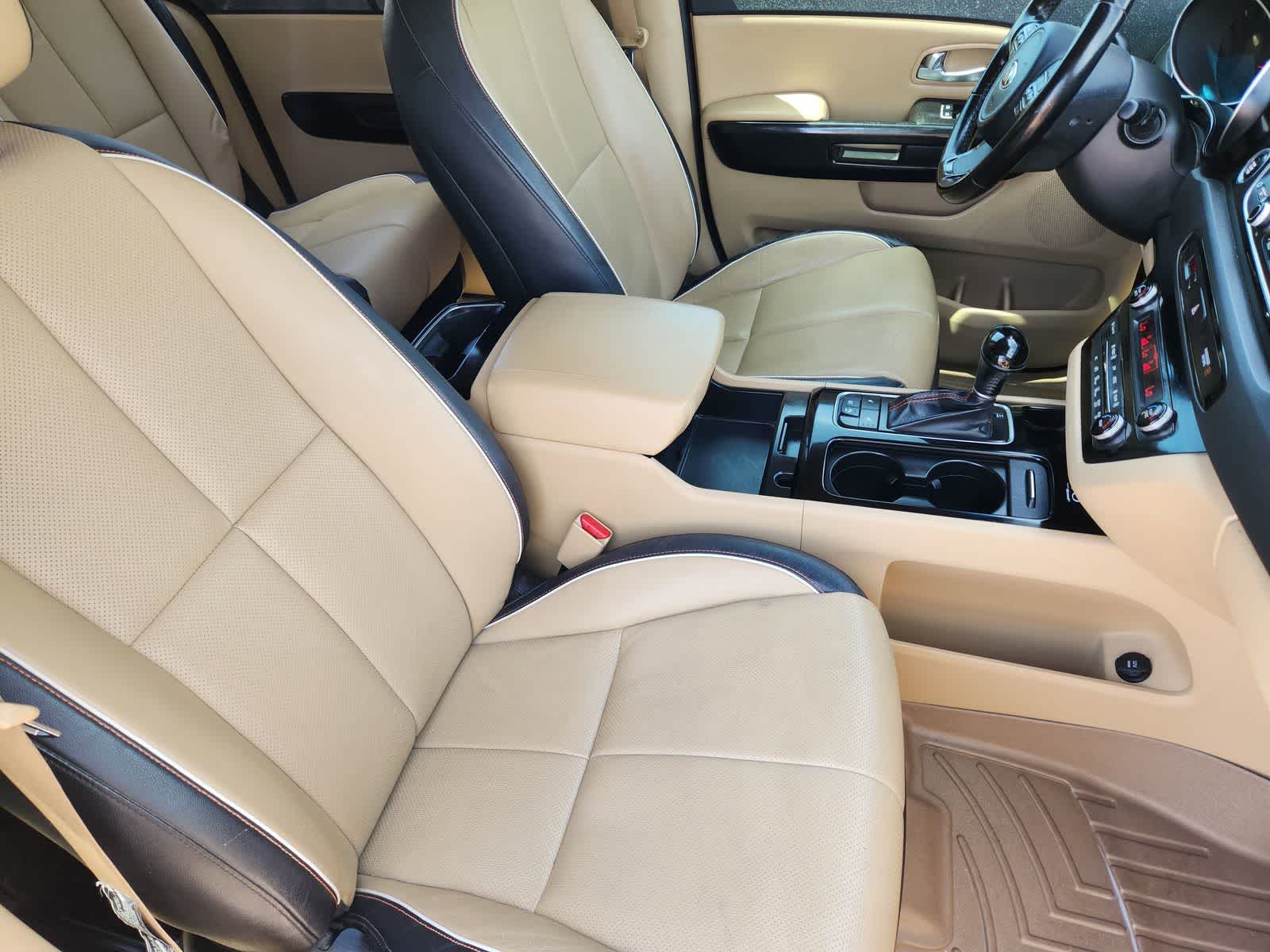 Thumbnail: 2015 Kia Sedona - 12