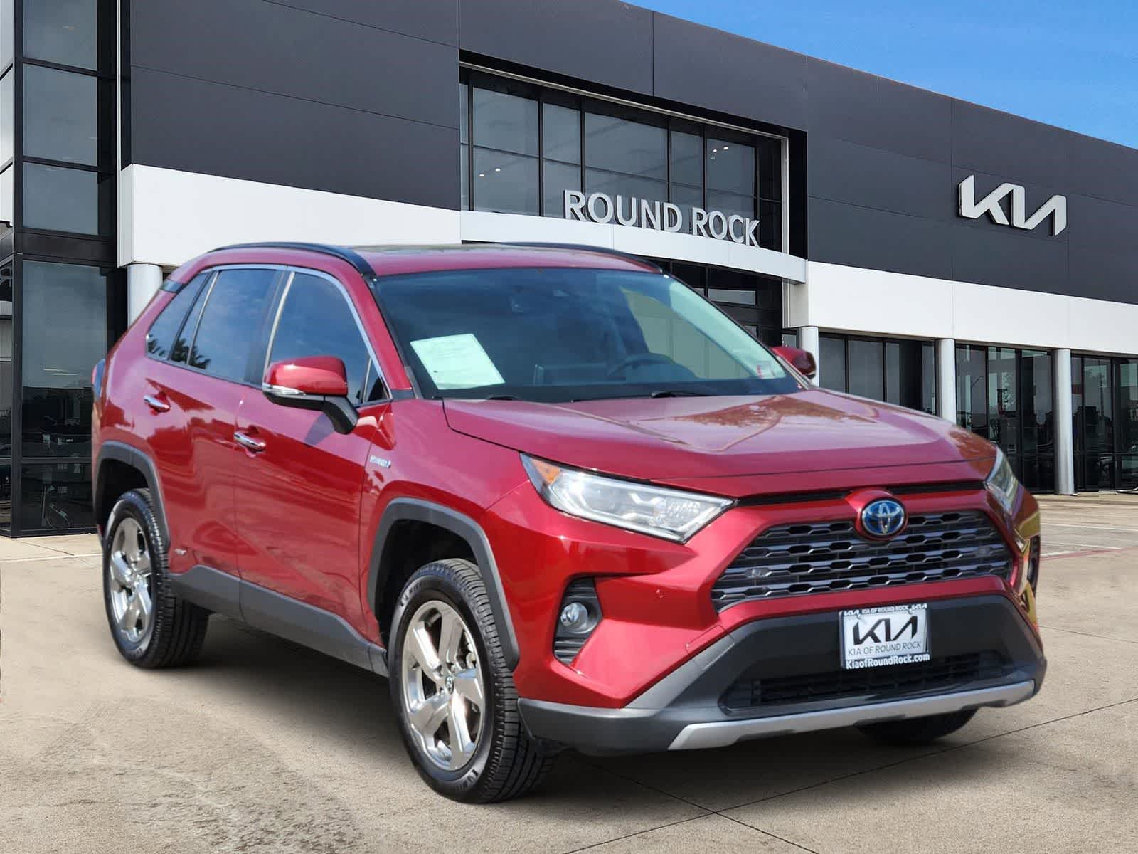 Thumbnail: 2019 Toyota RAV4 - 3