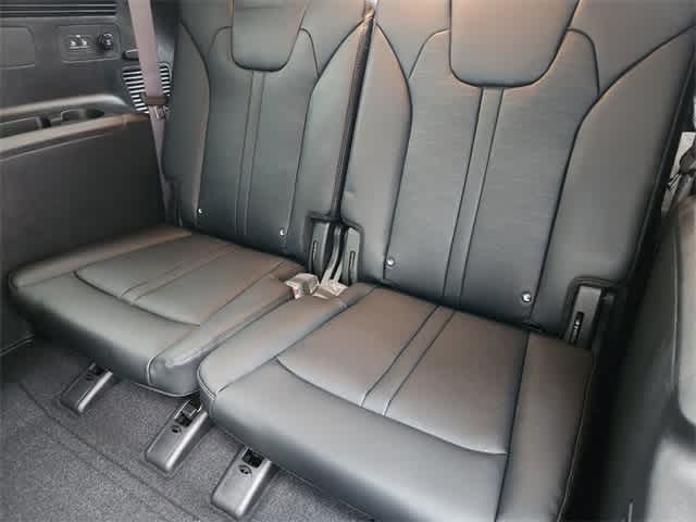 2025 Kia Sorento EX 19