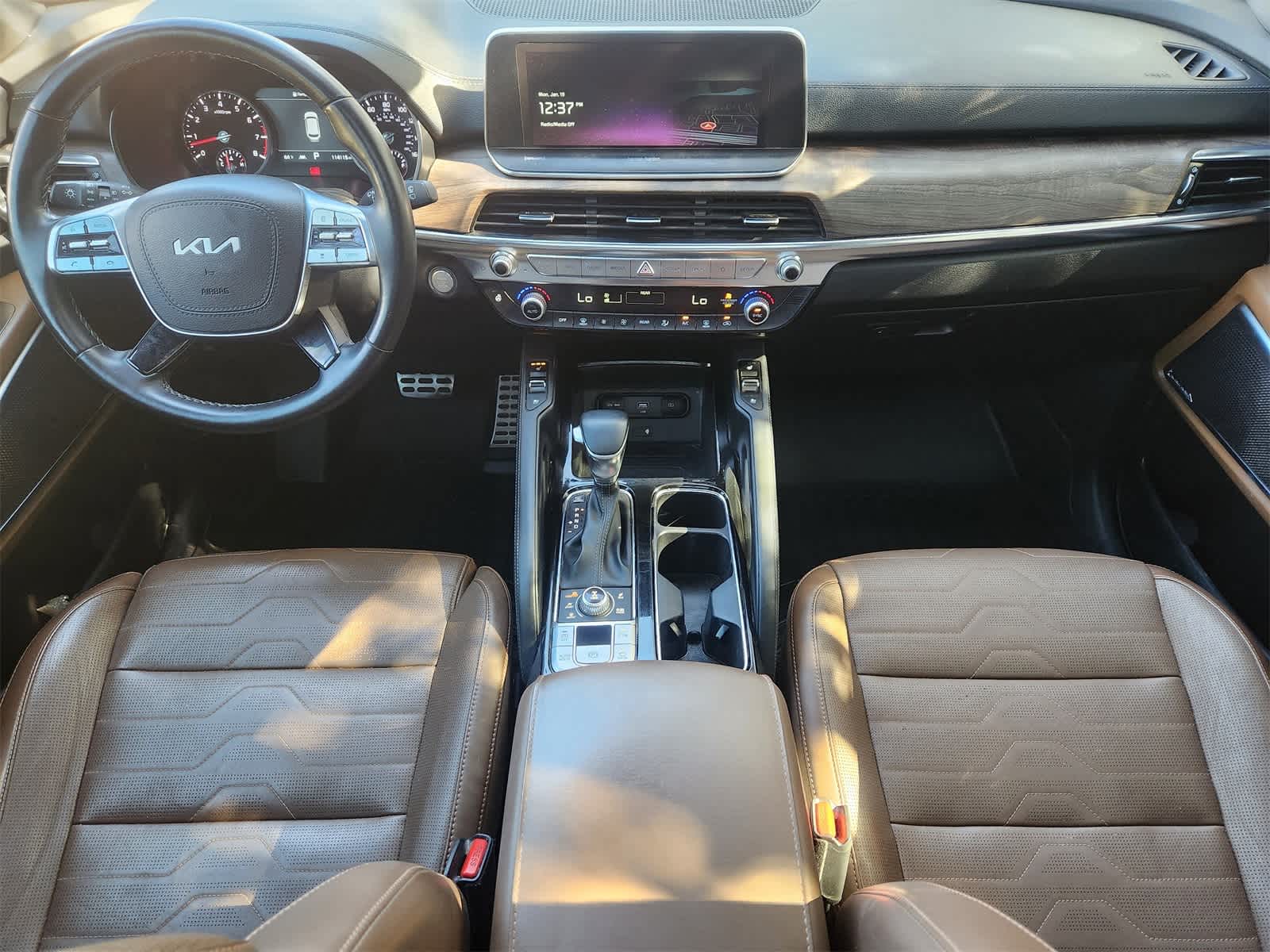 Thumbnail: 2022 Kia Telluride - 25