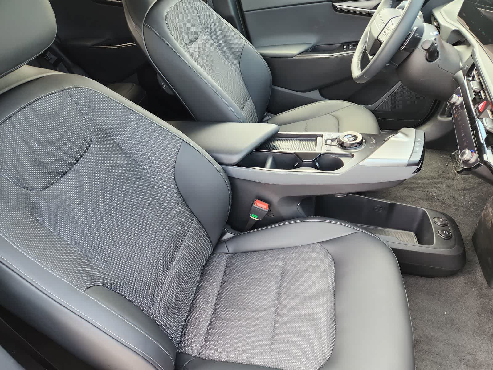 Thumbnail: 2026 Kia EV6 - 11