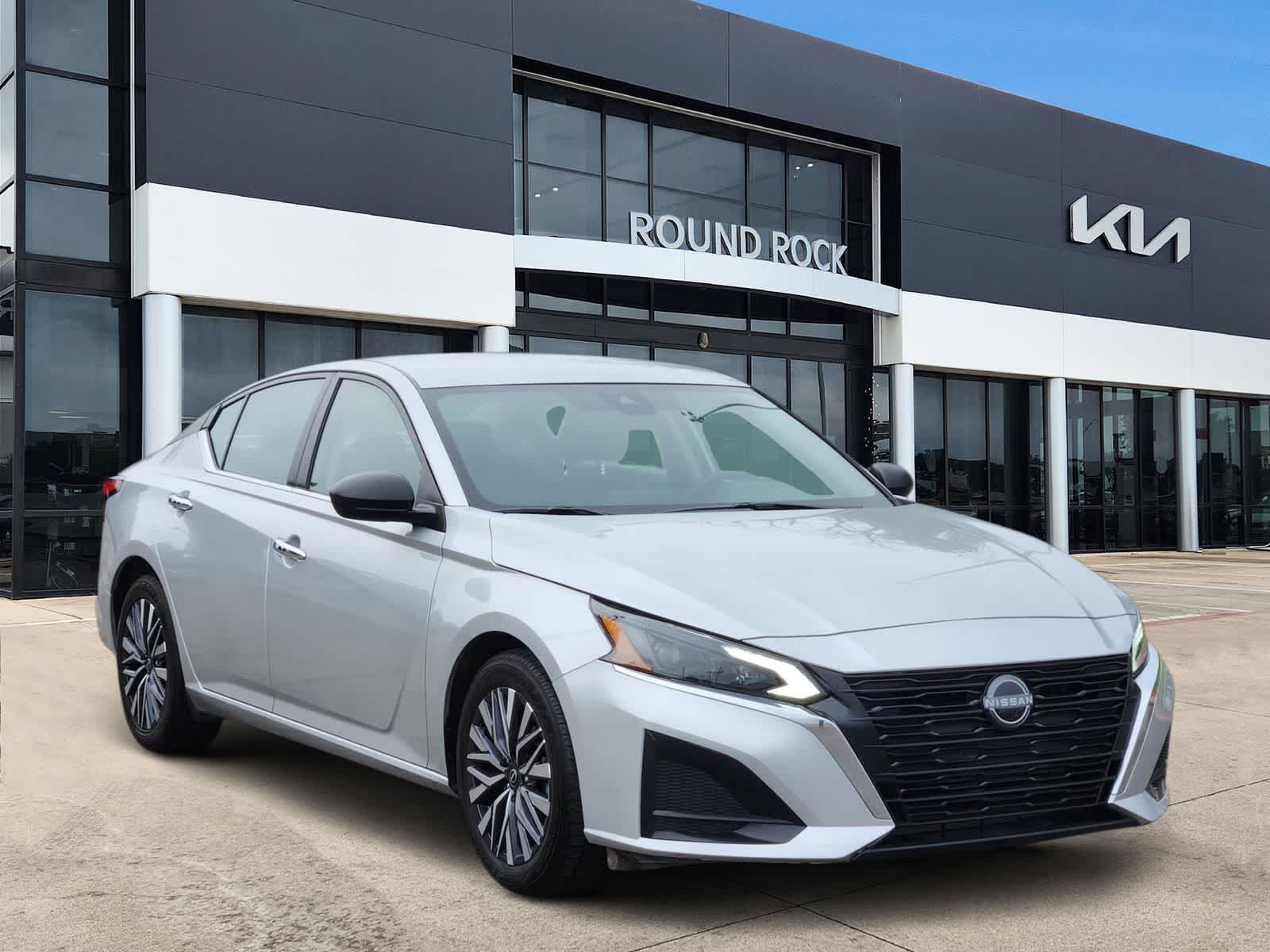 Thumbnail: 2024 Nissan Altima - 3