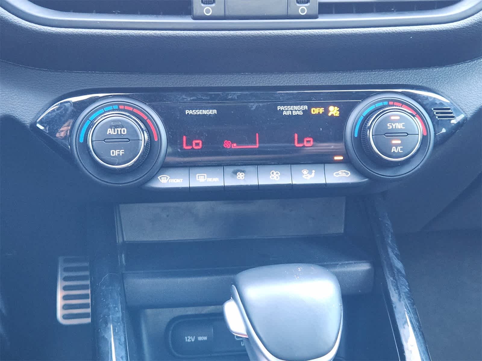 Thumbnail: 2022 Kia Forte - 19