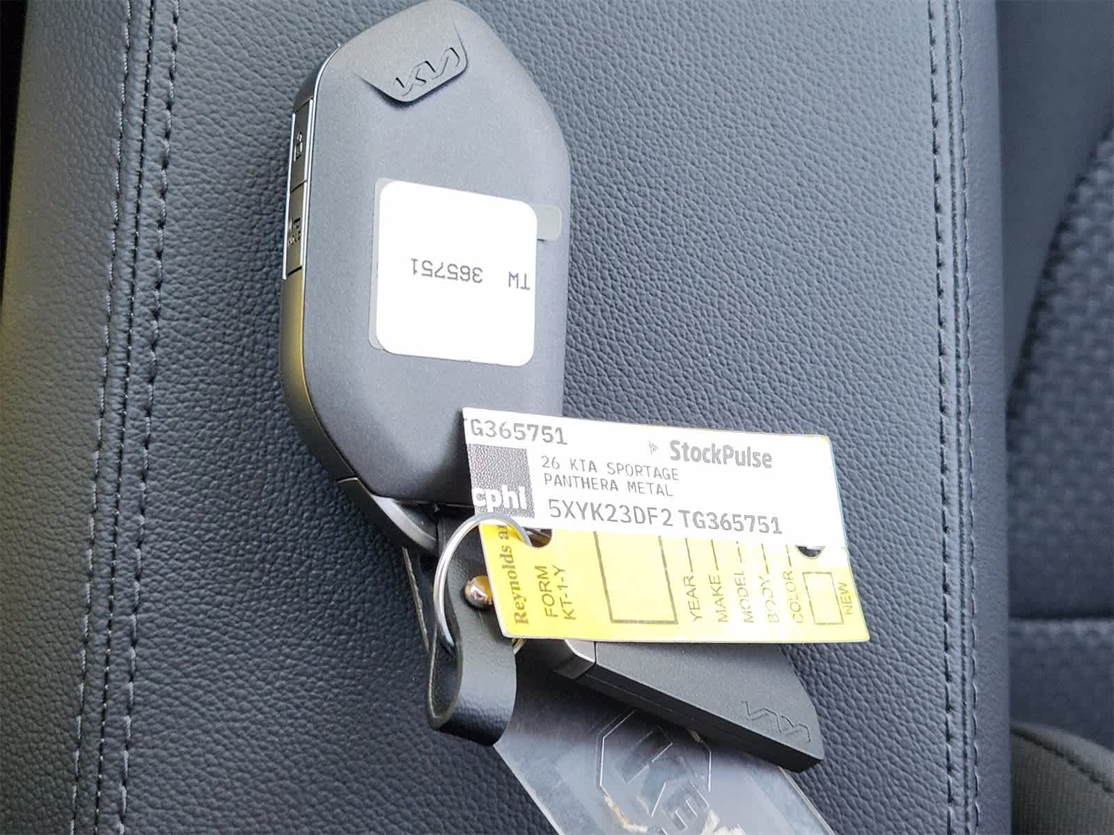 Thumbnail: 2026 Kia Sportage - 30