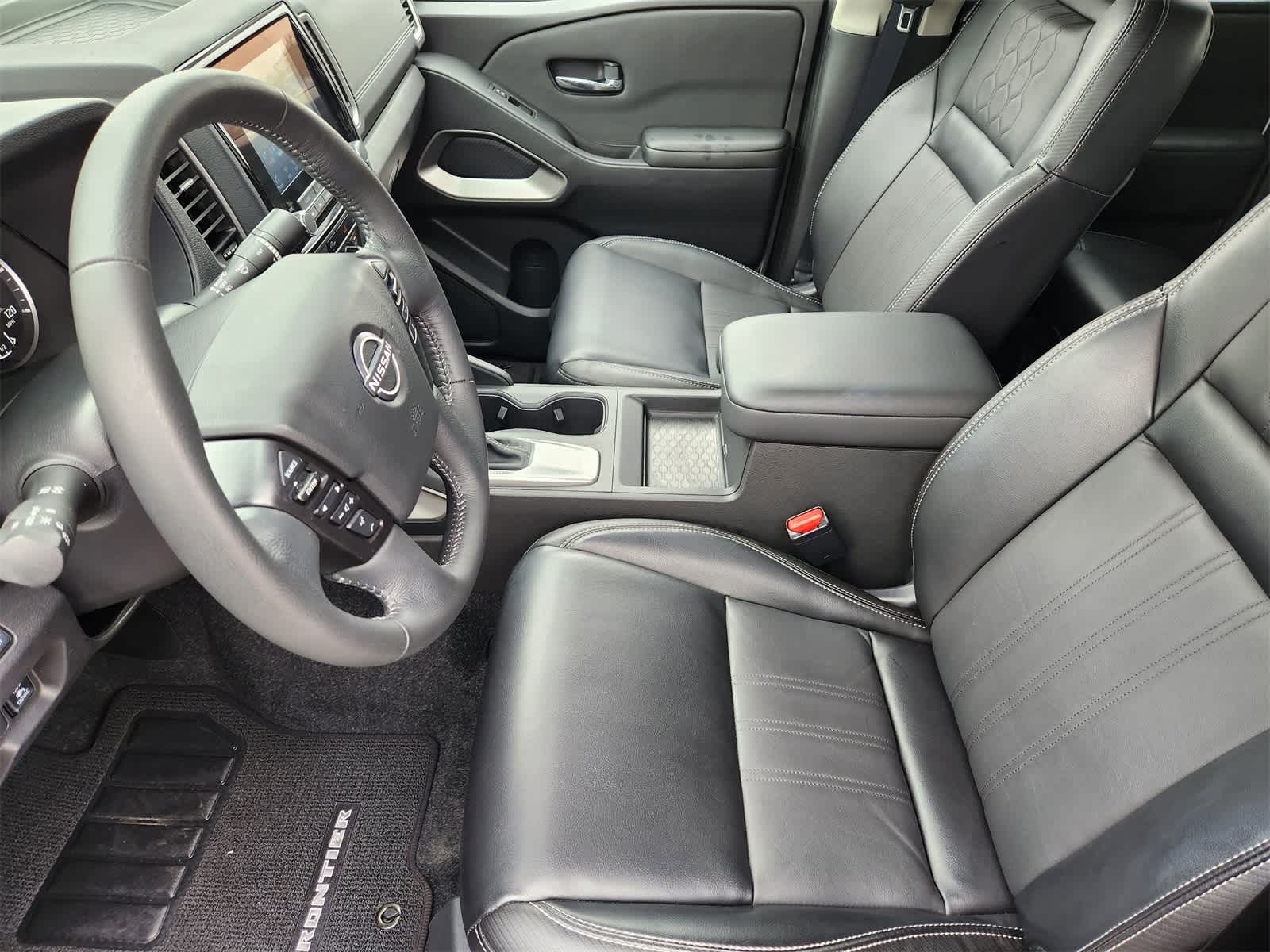 Thumbnail: 2024 Nissan Frontier - 13