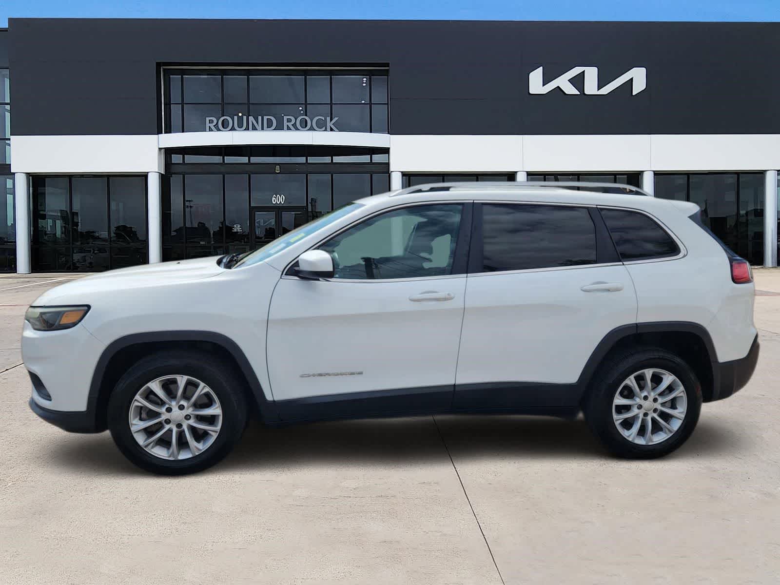 Thumbnail: 2019 Jeep Cherokee - 4