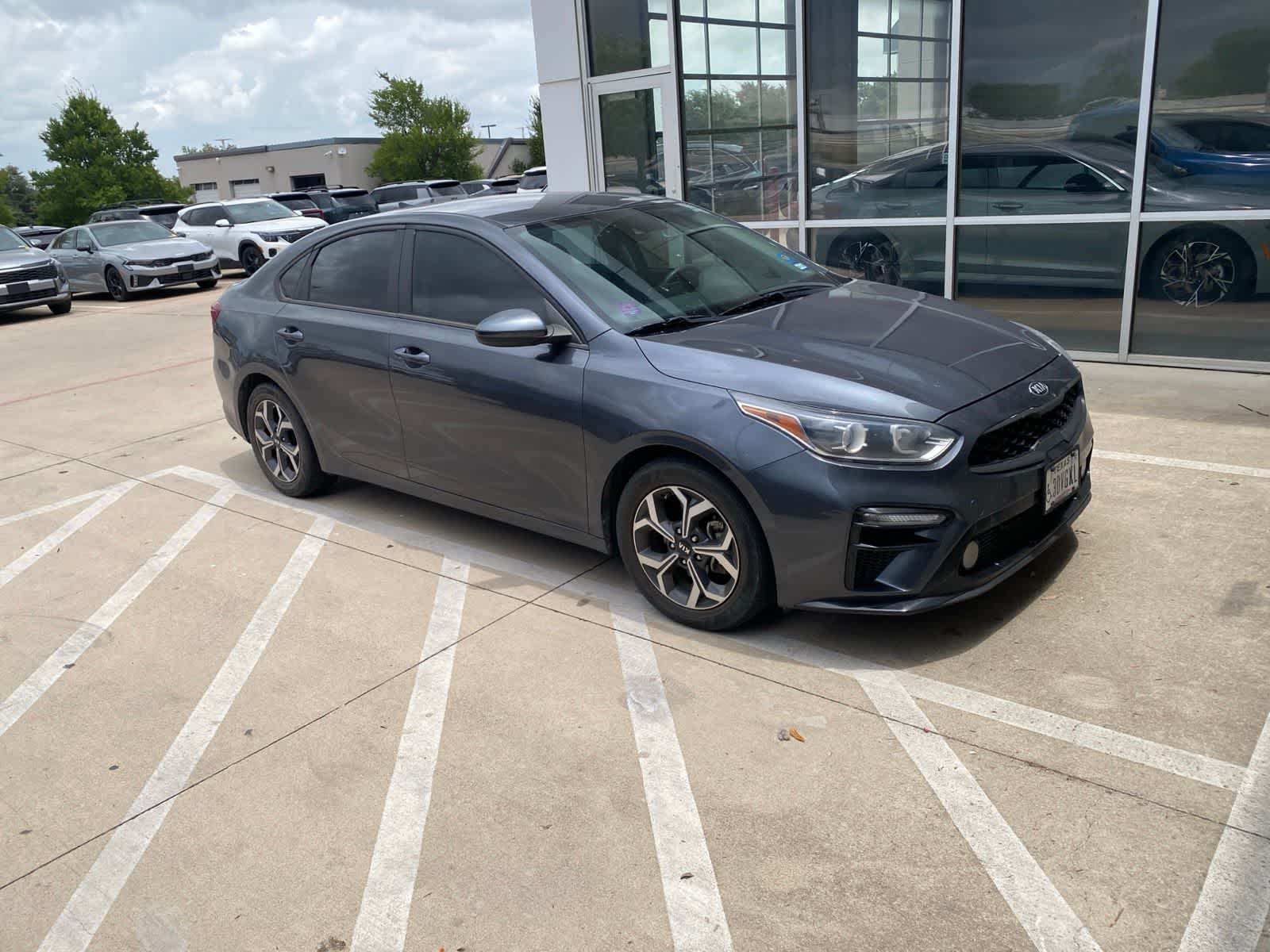 Thumbnail: 2020 Kia Forte - 4
