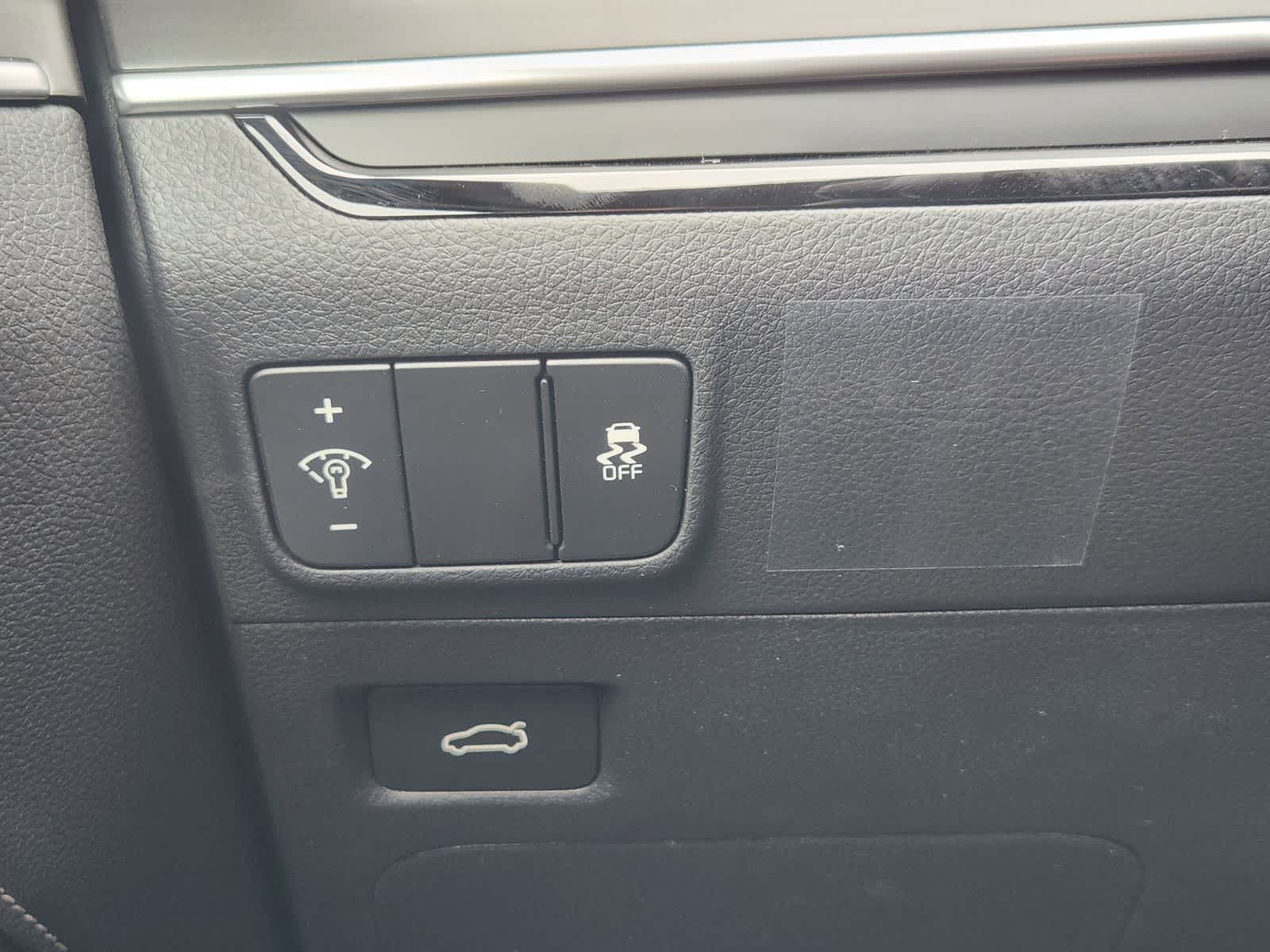 Thumbnail: 2026 Kia K5 - 19