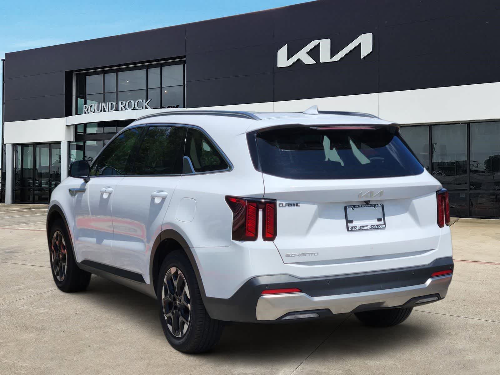 Thumbnail: 2025 Kia Sorento - 4