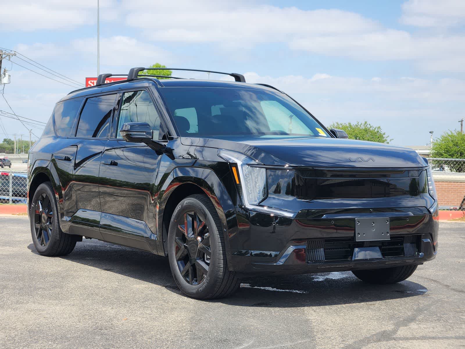 Thumbnail: 2026 Kia EV9 - 3