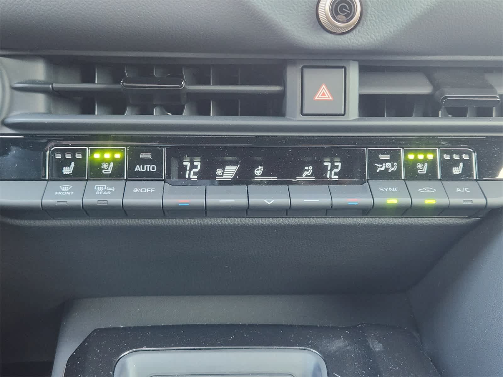 Thumbnail: 2025 Toyota Crown Signia - 18