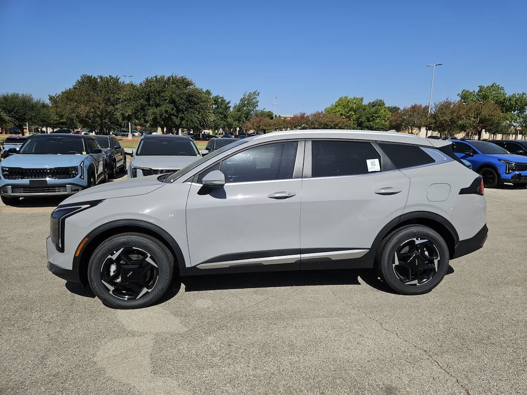 New 2027 Kia Sportage Hybrid EX SUV