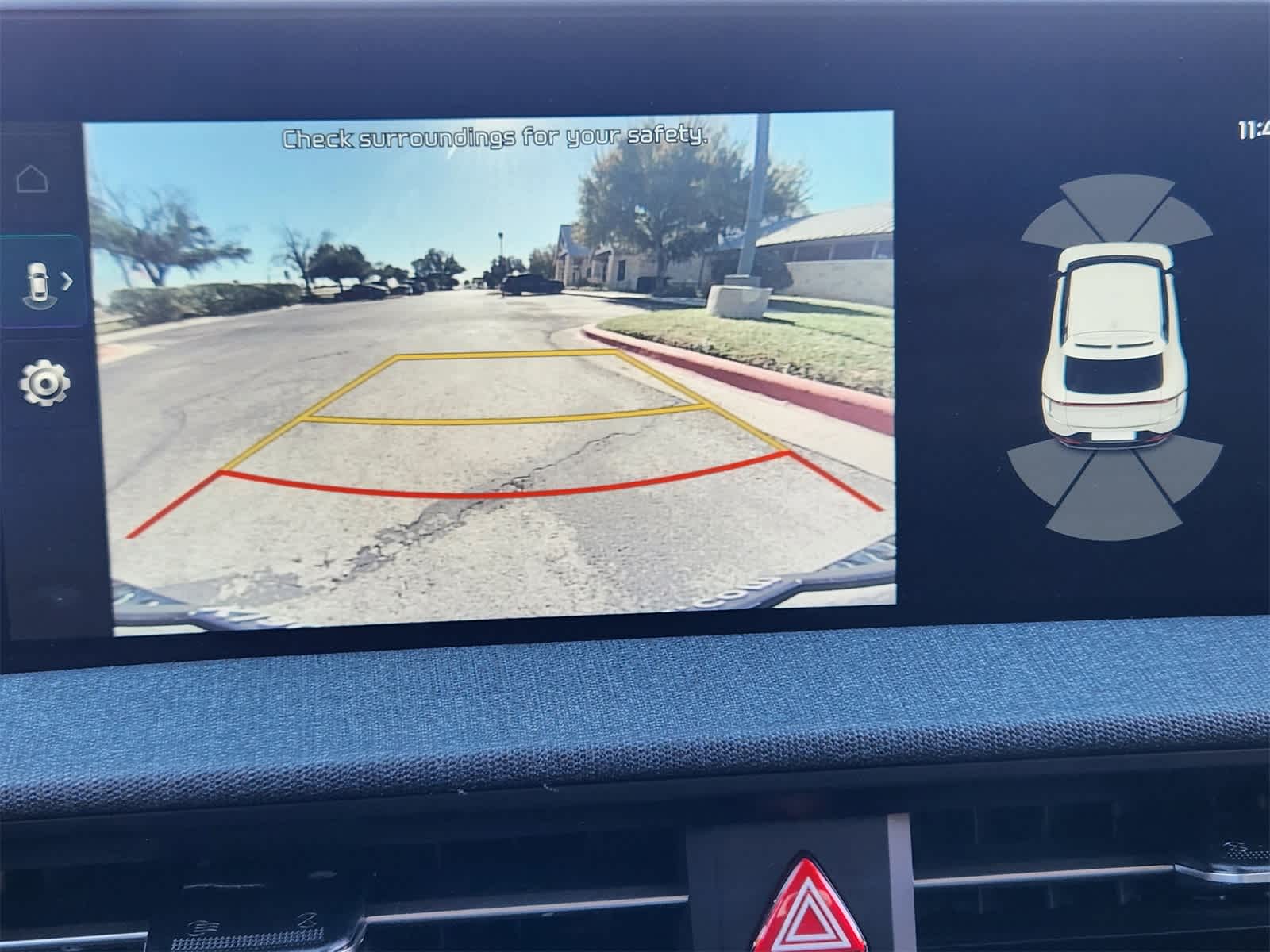 Thumbnail: 2023 Kia EV6 - 18