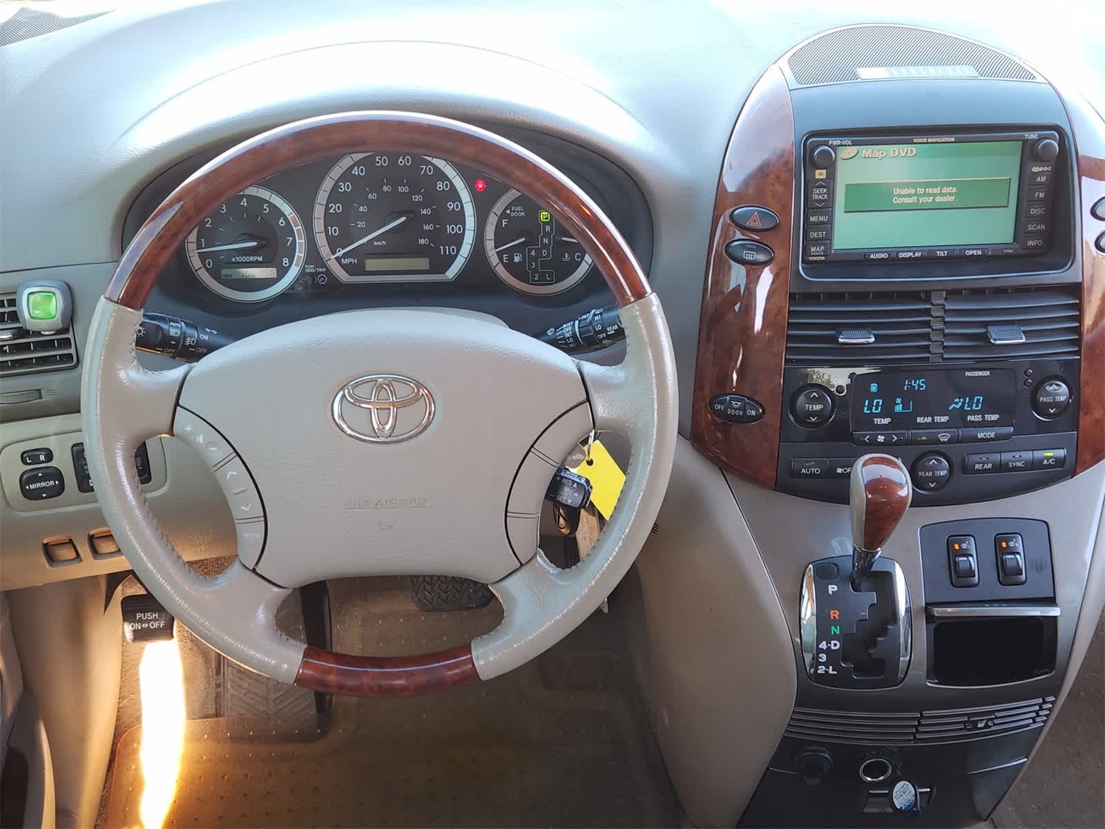 Thumbnail: 2005 Toyota Sienna - 26