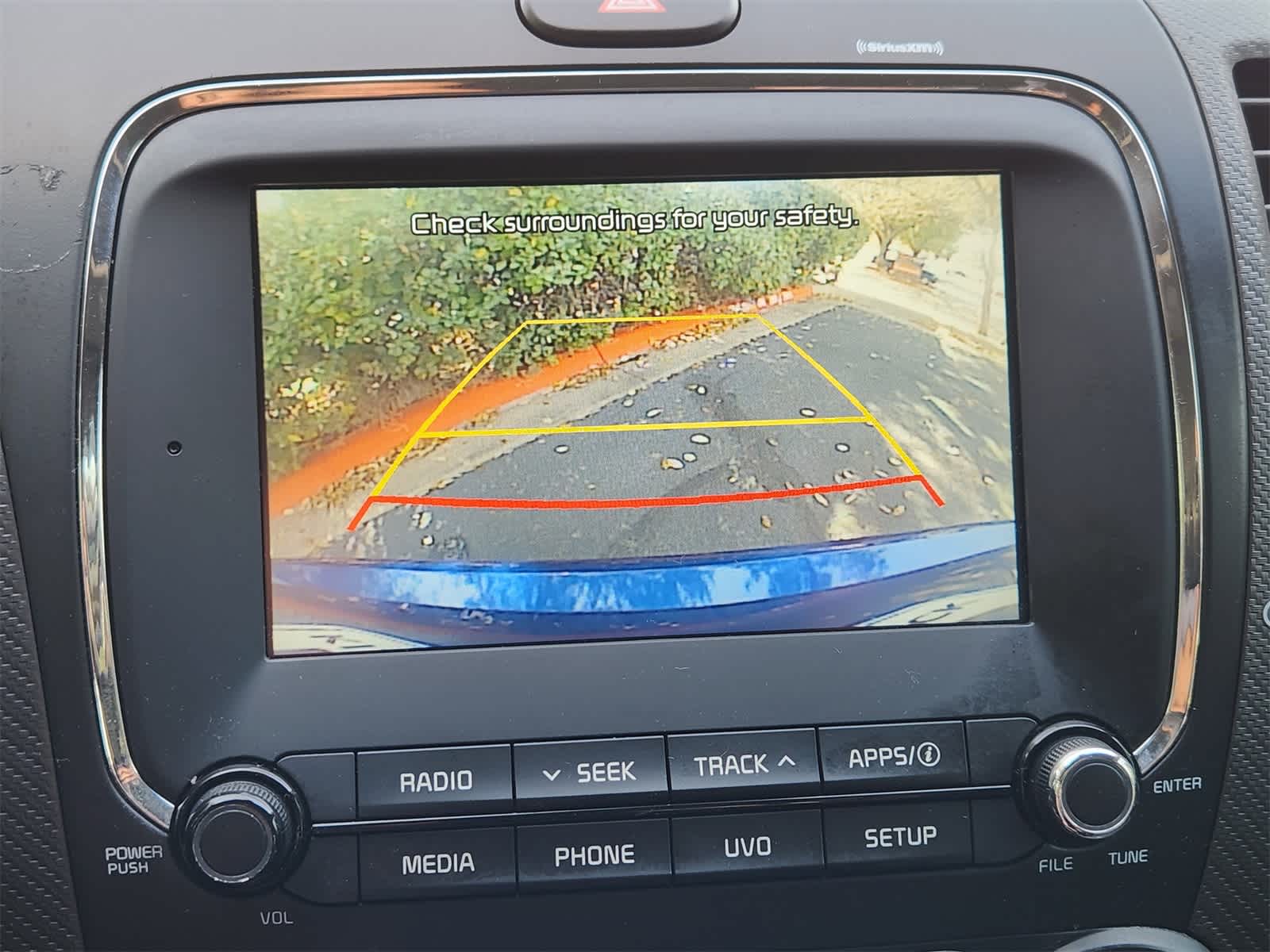 Thumbnail: 2017 Kia Forte - 18