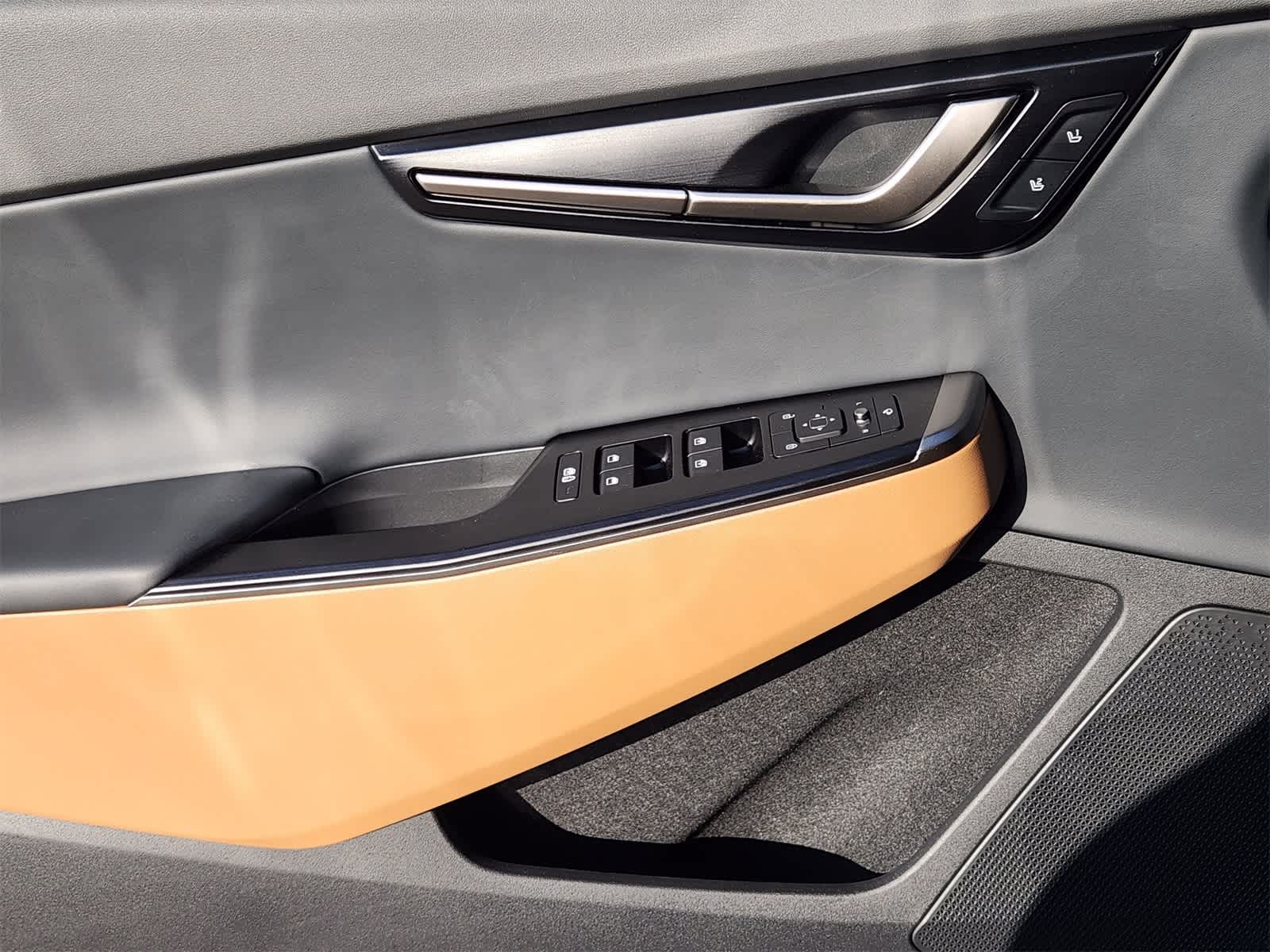 Thumbnail: 2025 Kia EV6 - 19