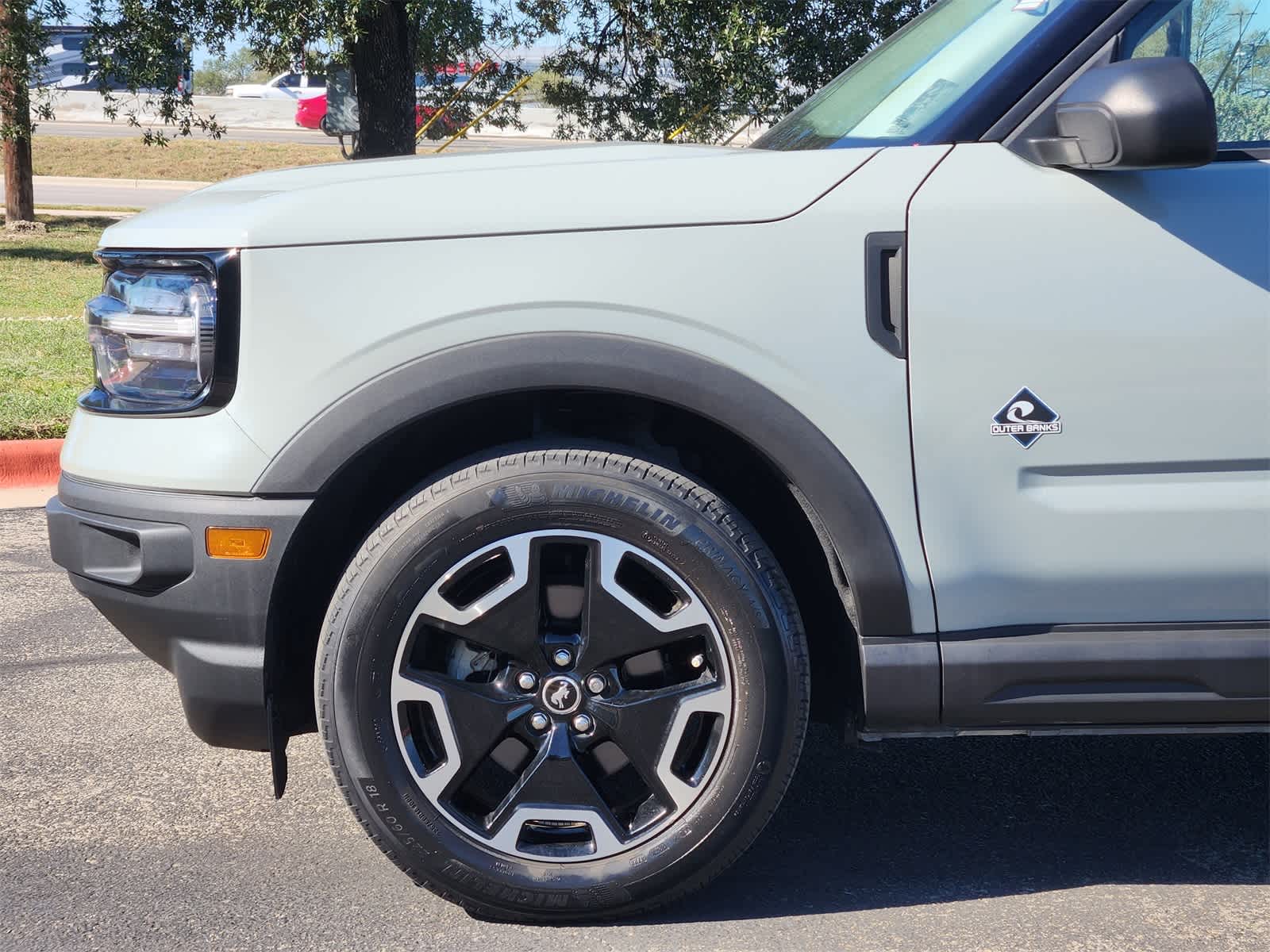 Thumbnail: 2021 Ford Bronco Sport - 8