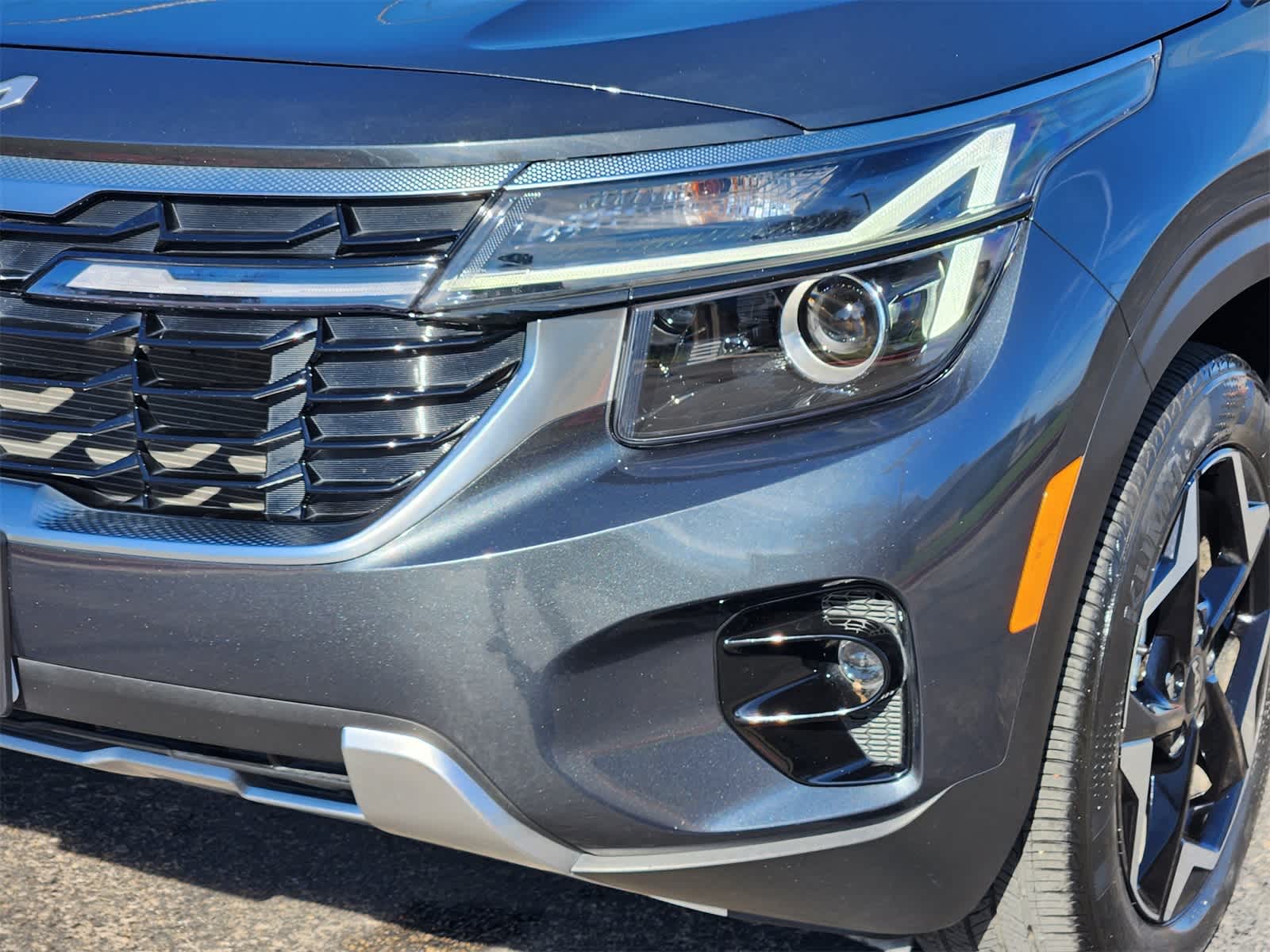 Thumbnail: 2024 Kia Seltos - 7