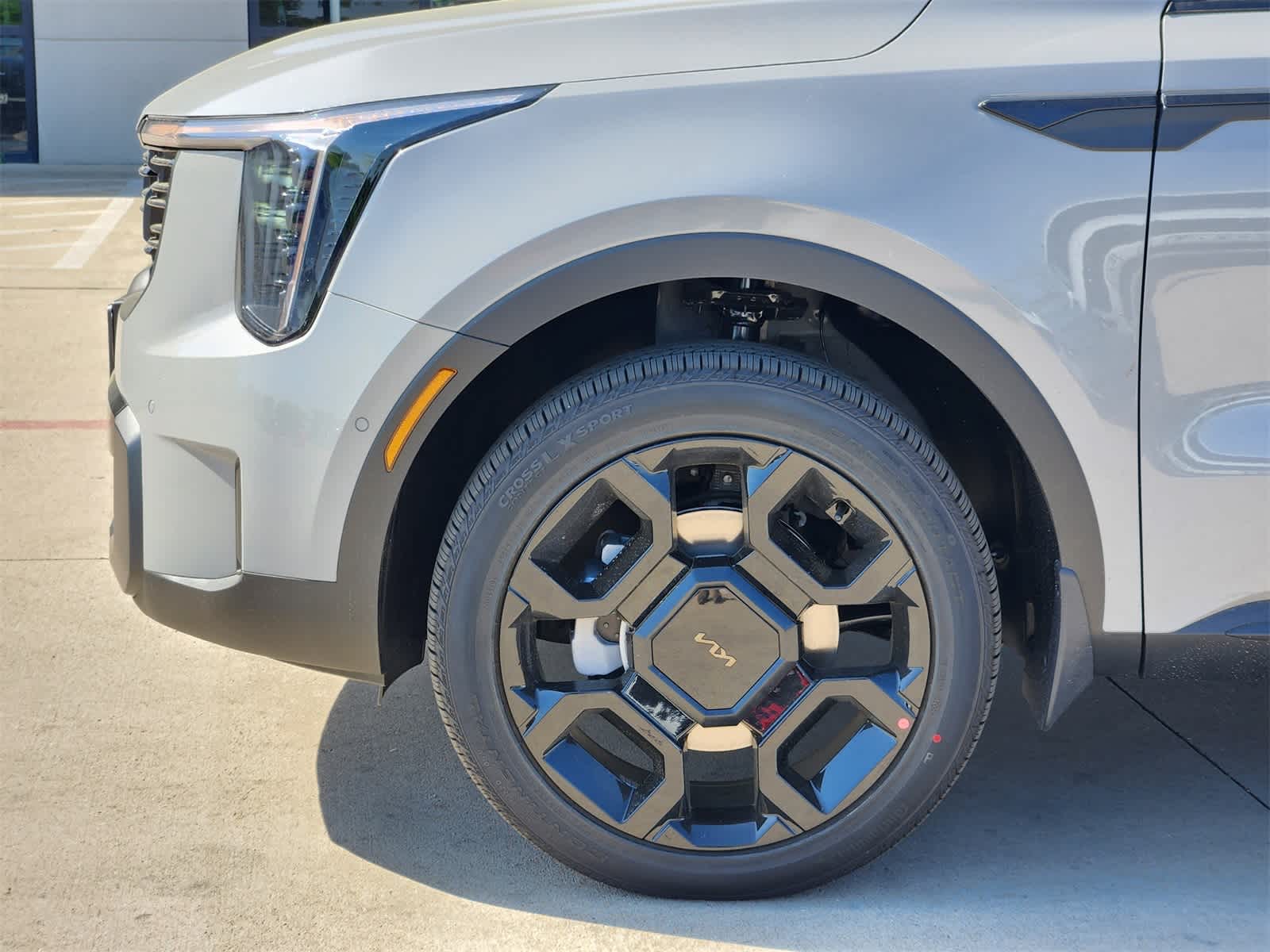 Thumbnail: 2025 Kia Sorento - 8