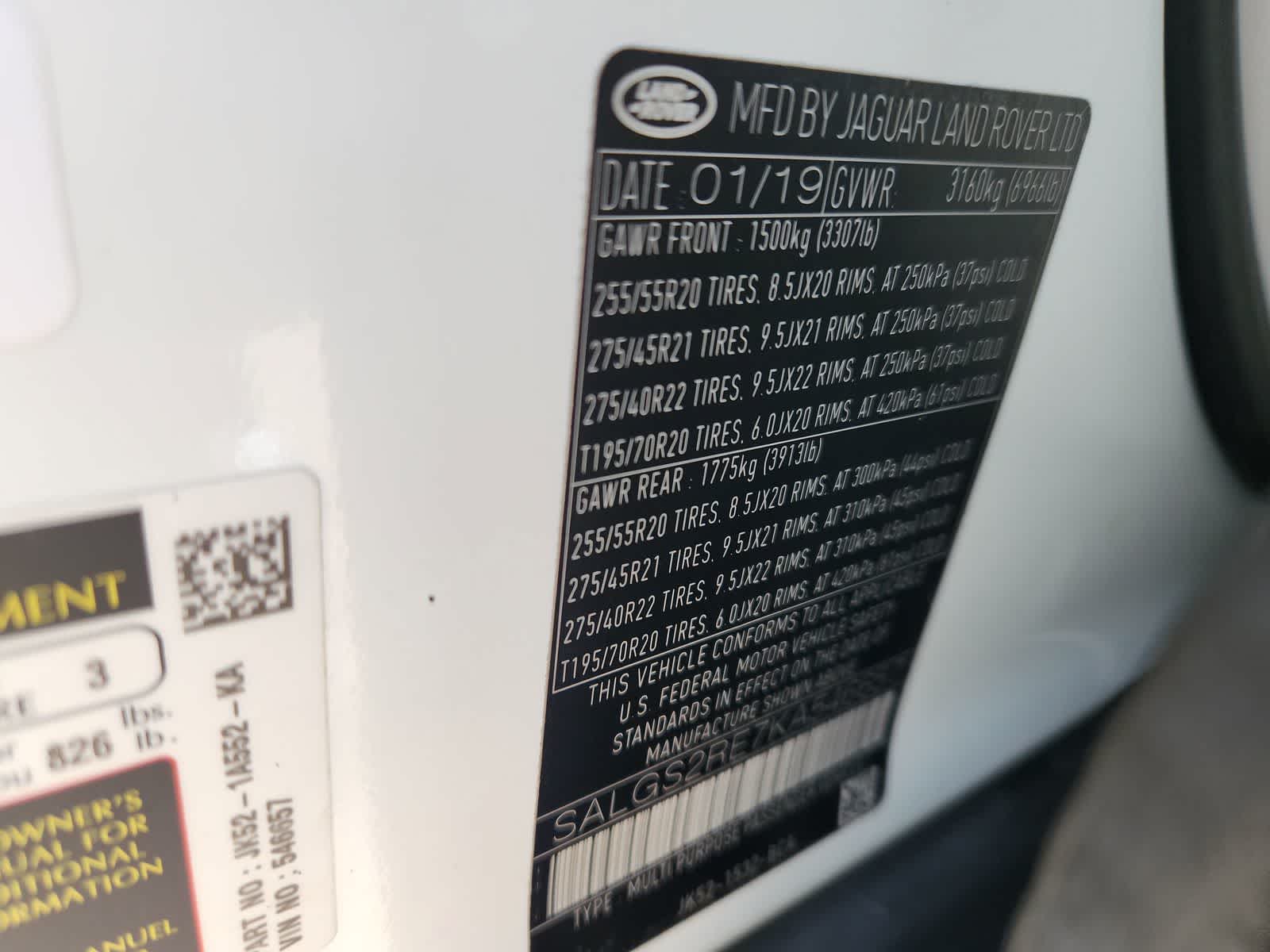 Thumbnail: 2019 Land Rover Range Rover - 30