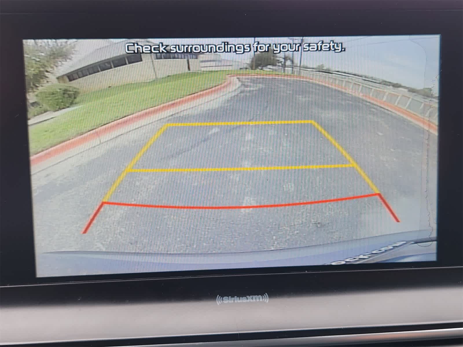 Thumbnail: 2020 Kia Telluride - 18