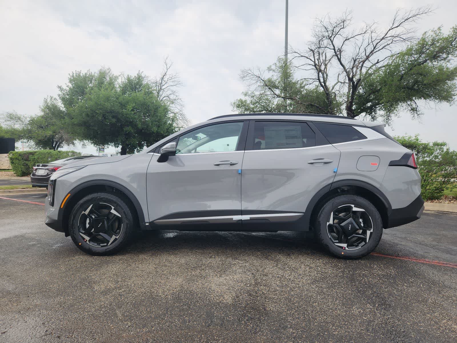 Thumbnail: 2026 Kia Sportage - 3