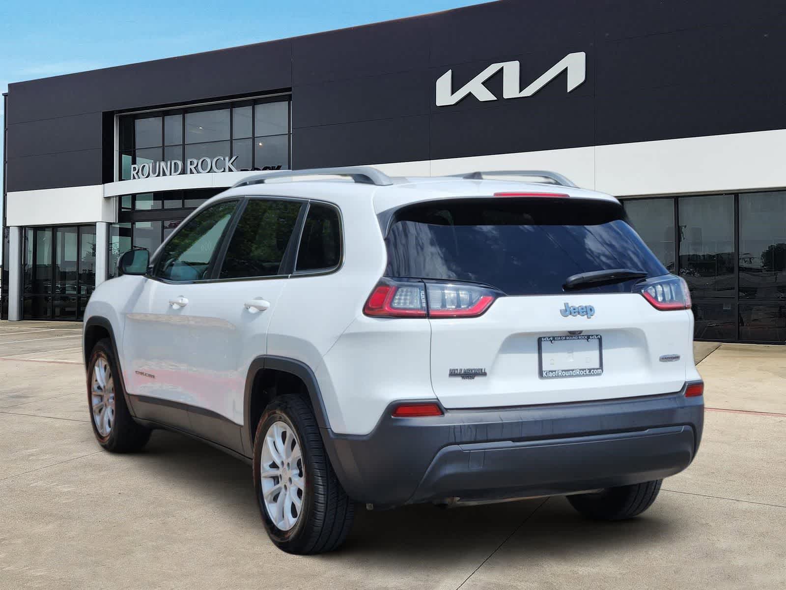 Thumbnail: 2019 Jeep Cherokee - 5