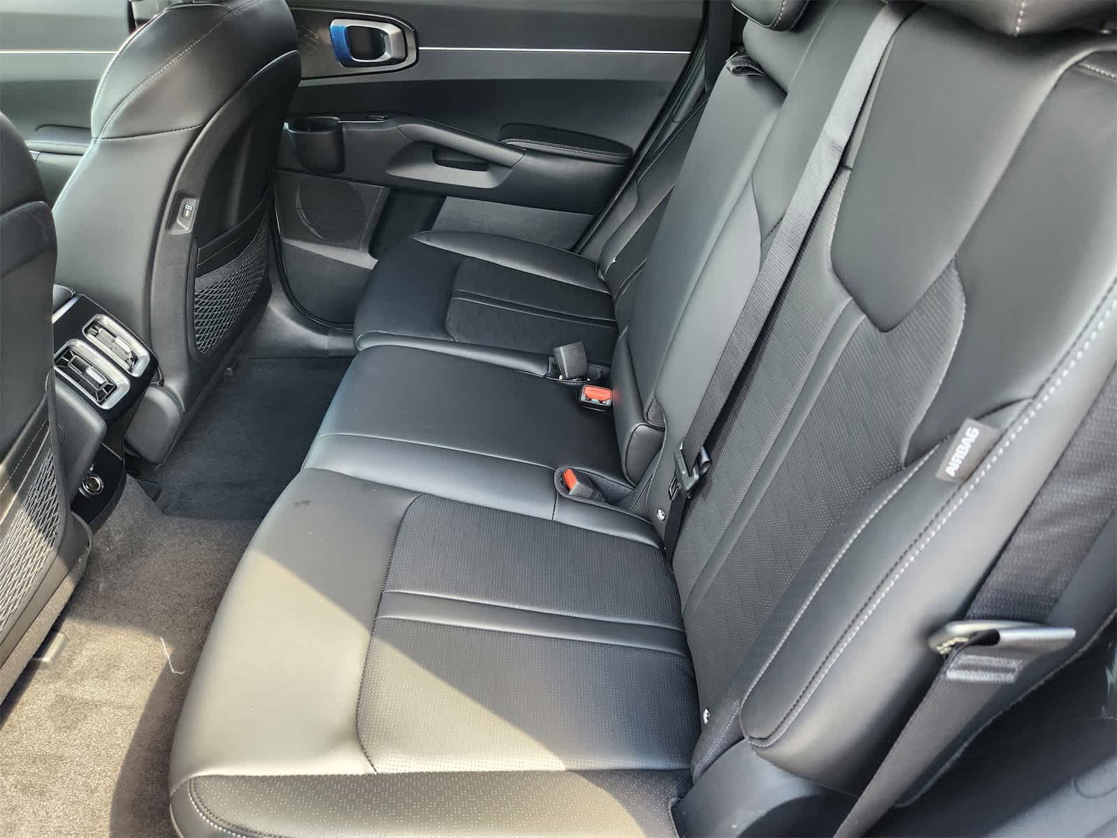 Thumbnail: 2026 Kia Sorento - 24