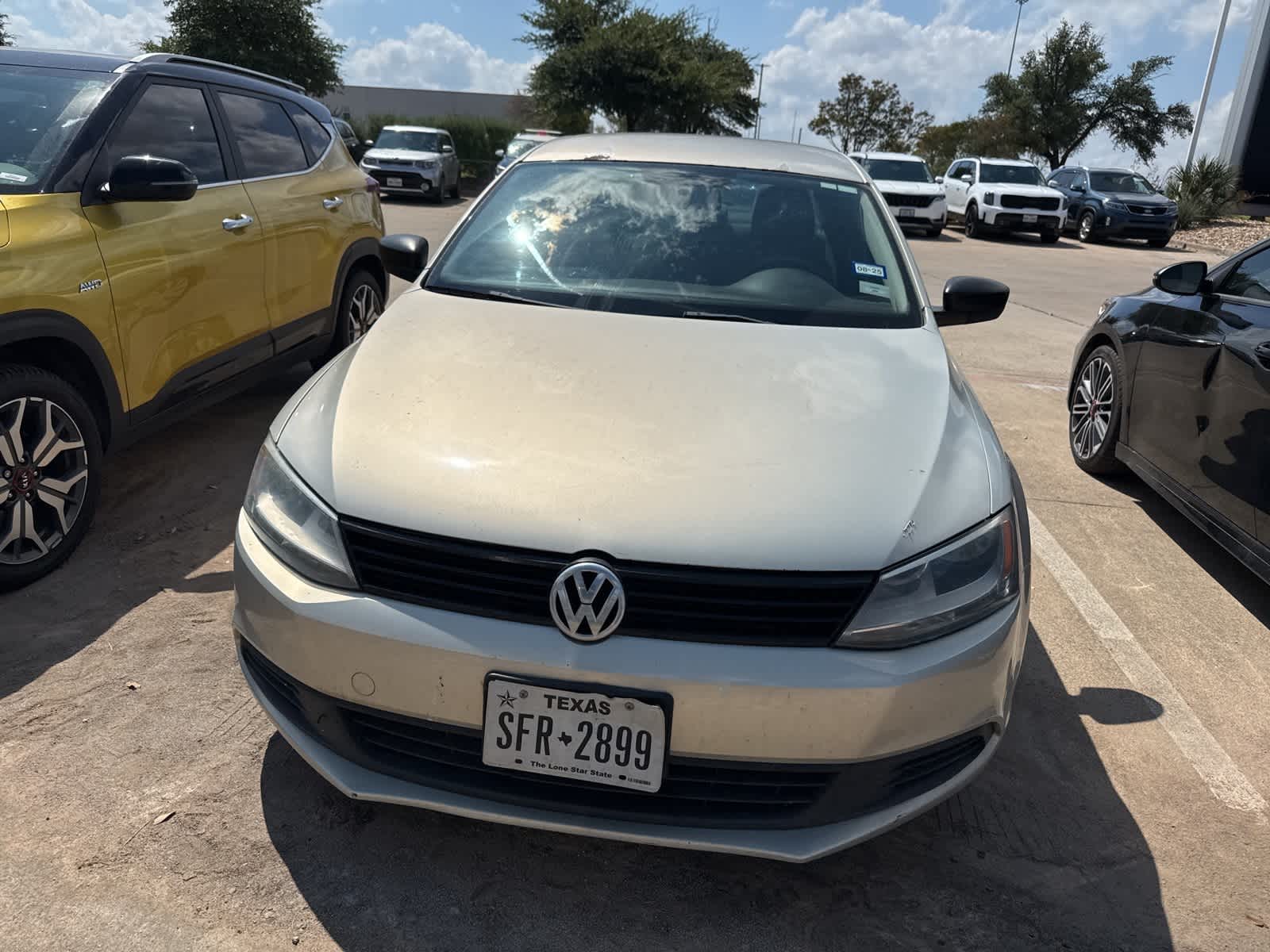 Thumbnail: 2011 Volkswagen Jetta - 2