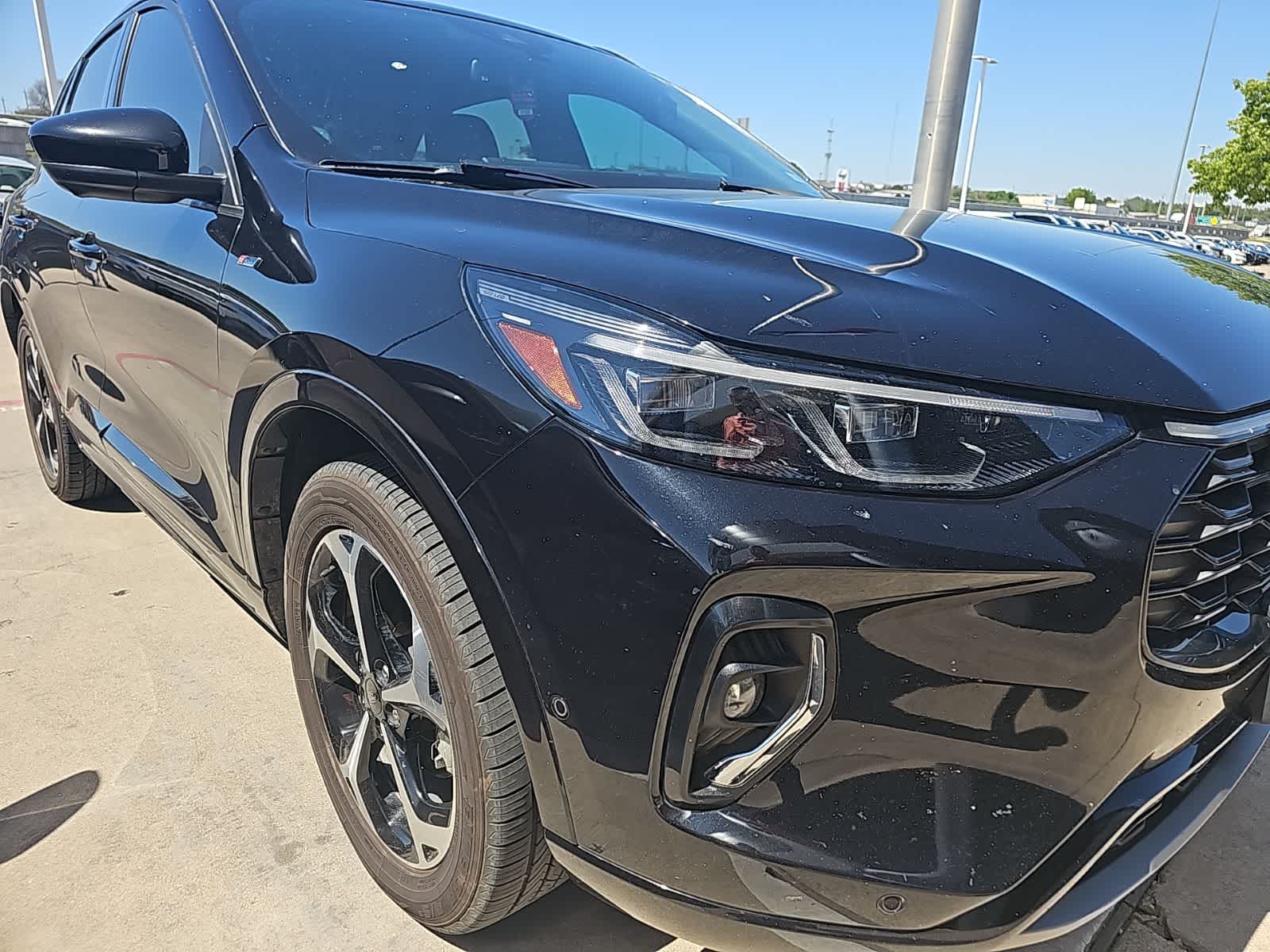 Thumbnail: 2023 Ford Escape - 10