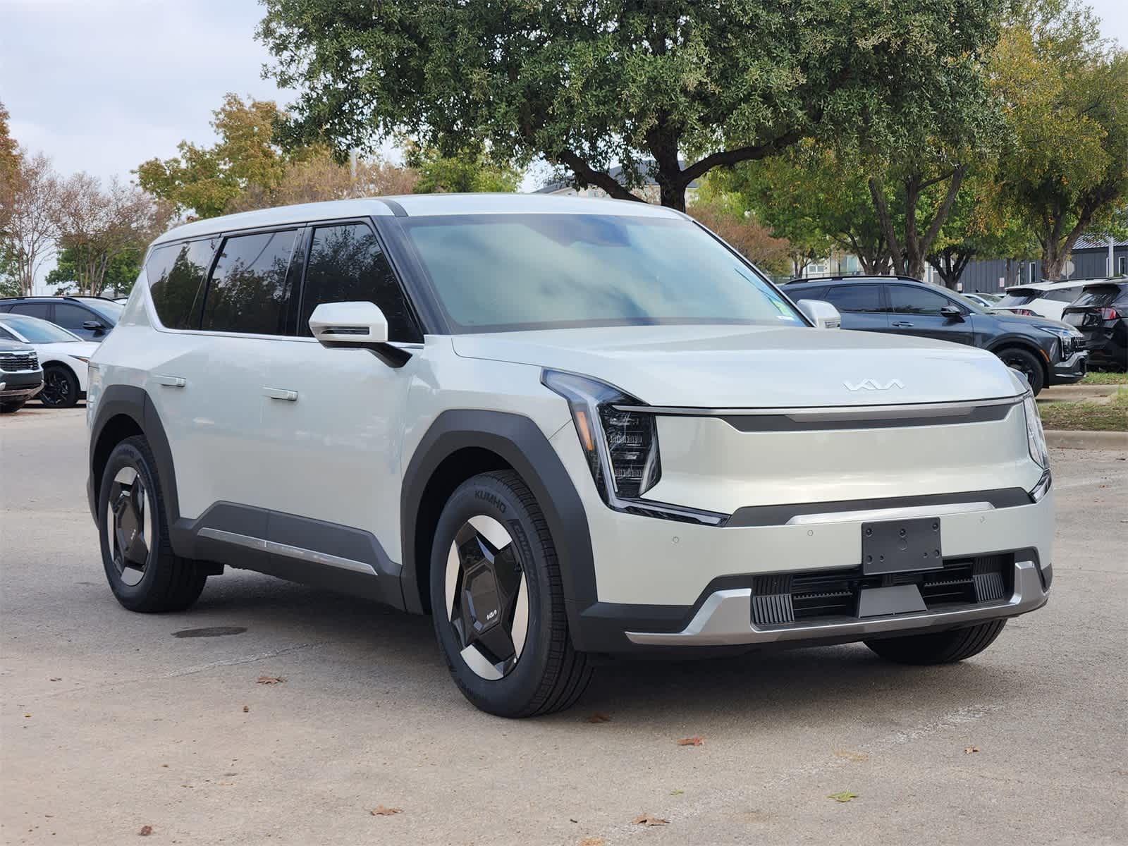 Thumbnail: 2026 Kia EV9 - 3