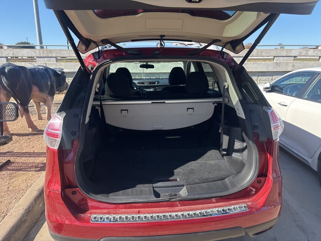 Used 2014 Nissan Rogue SV SUV