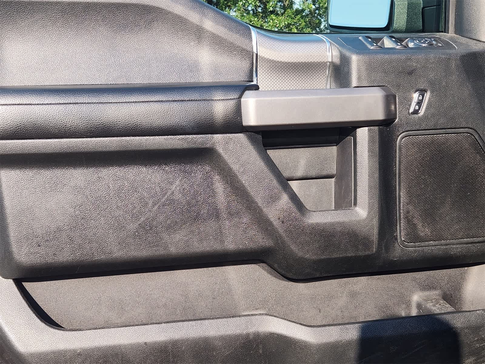 Thumbnail: 2016 Ford F-150 - 22