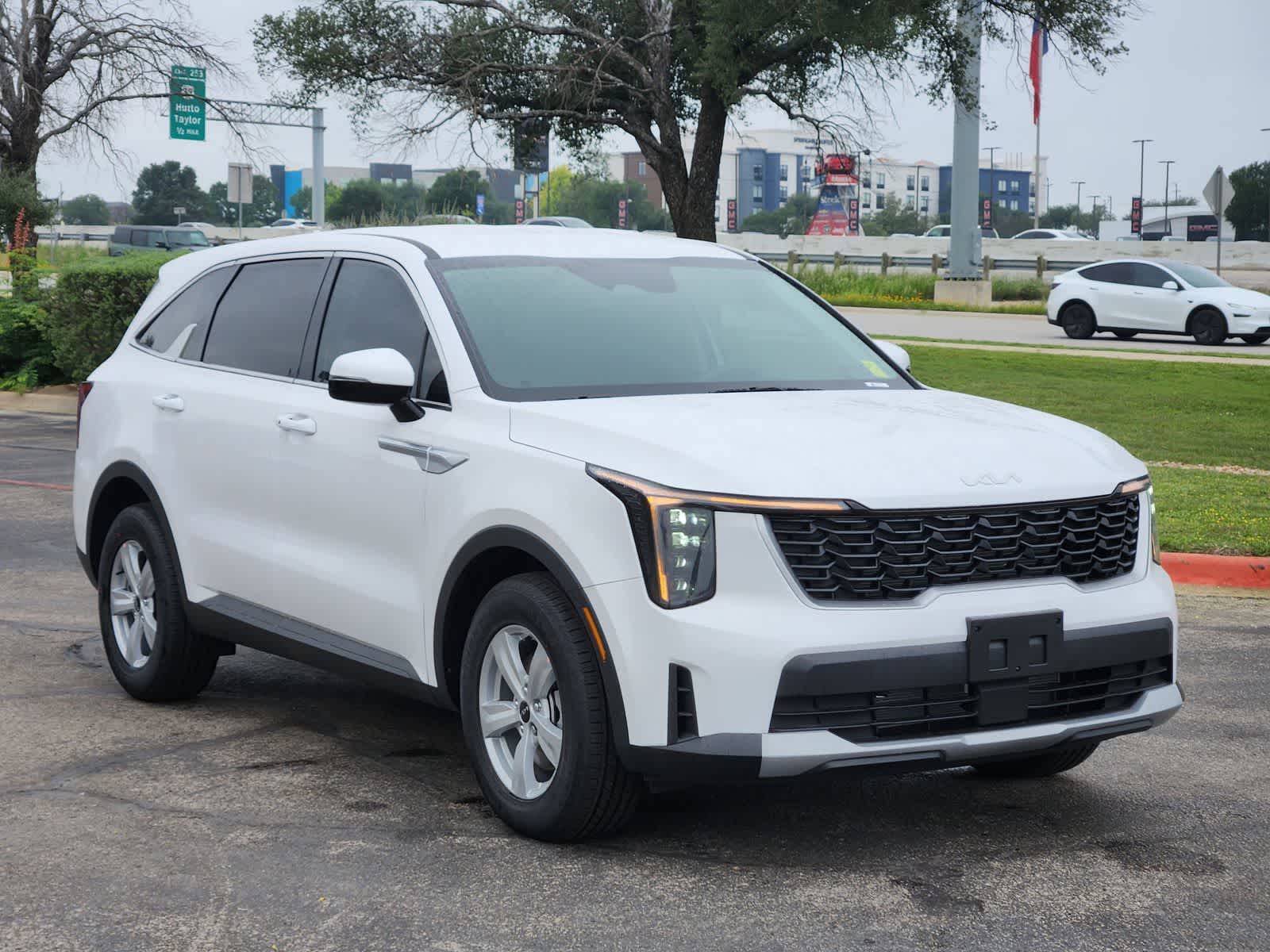 Thumbnail: 2026 Kia Sorento - 3