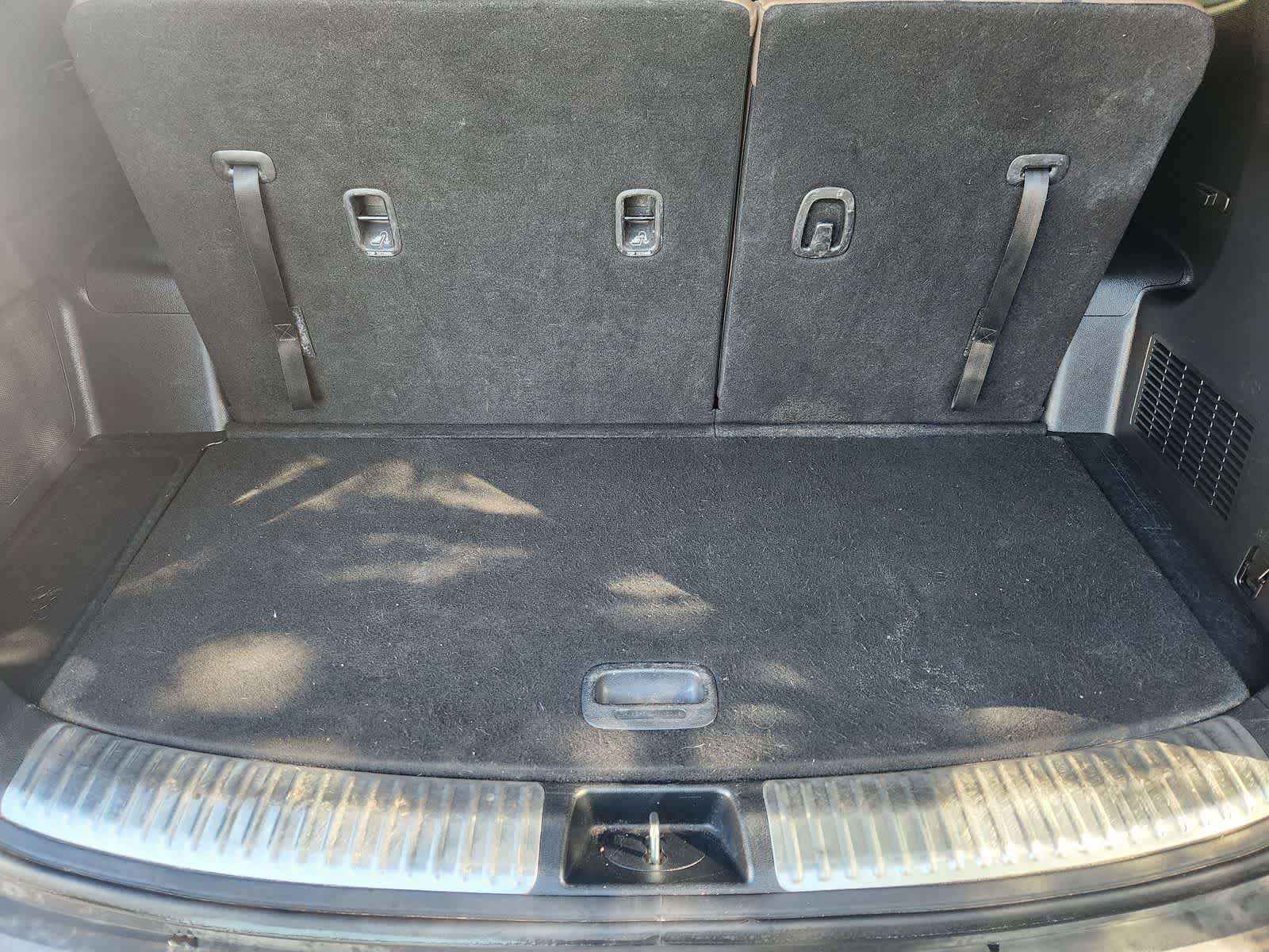 Thumbnail: 2022 Kia Telluride - 32