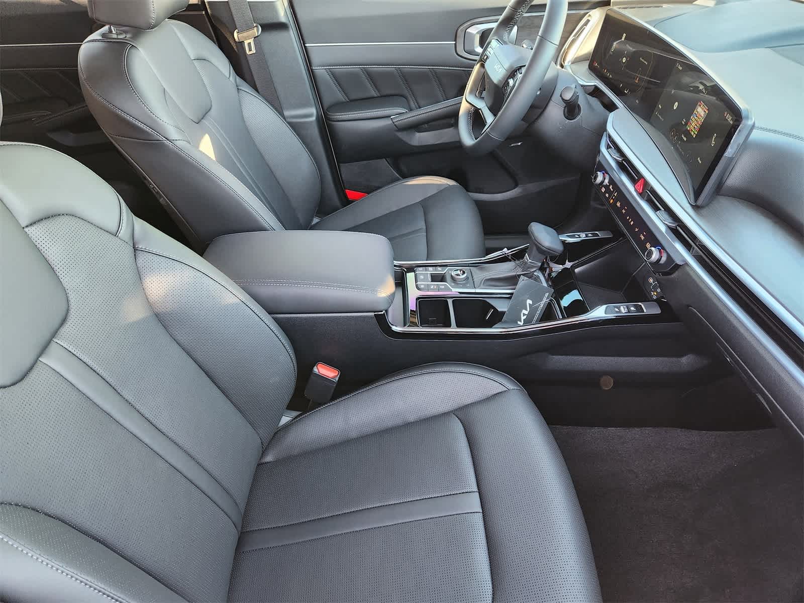 Thumbnail: 2026 Kia Sorento - 12