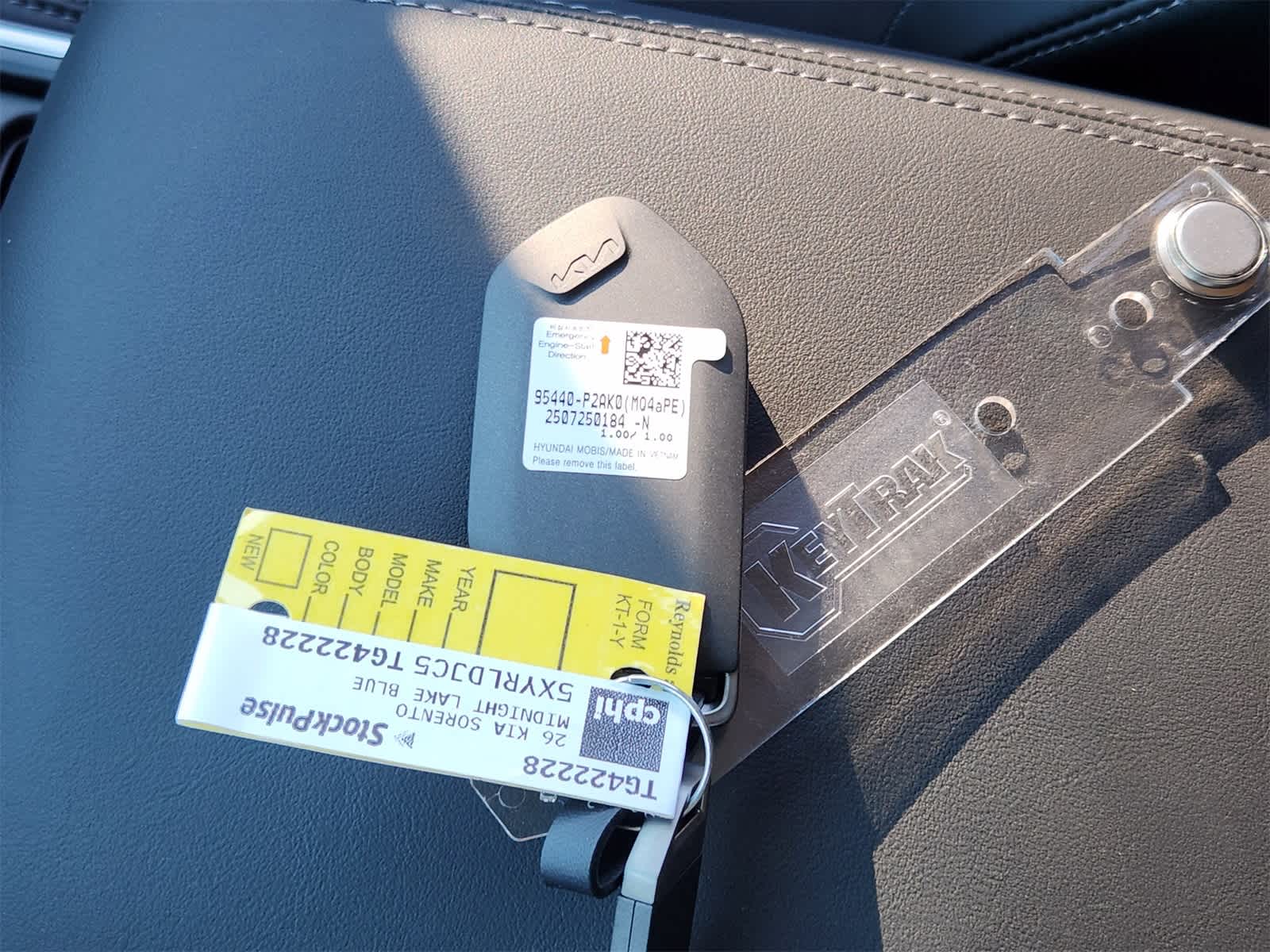 Thumbnail: 2026 Kia Sorento - 30