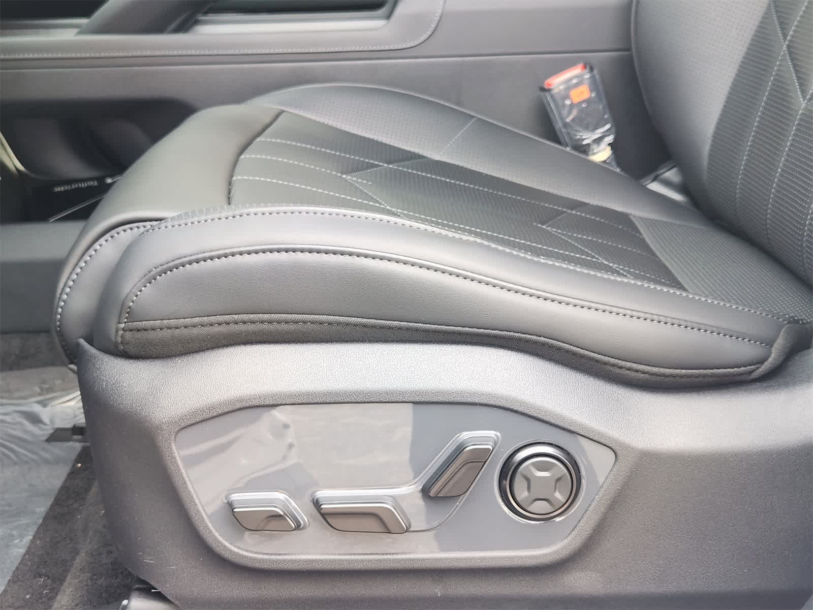 Thumbnail: 2027 Kia Telluride - 21