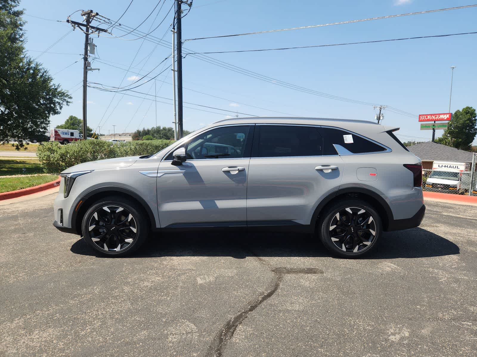 Thumbnail: 2026 Kia Sorento - 3