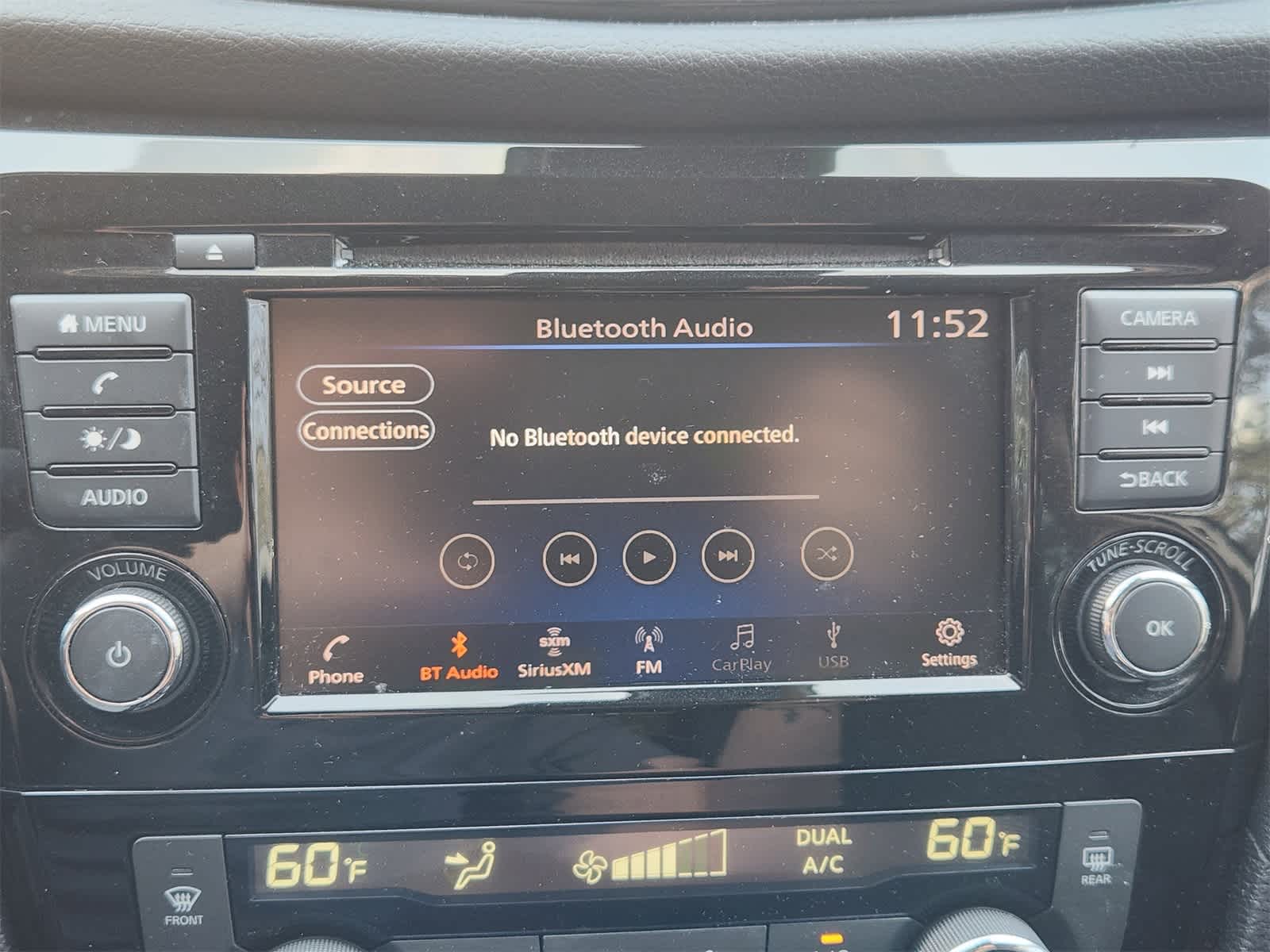 Thumbnail: 2020 Nissan Rogue - 17