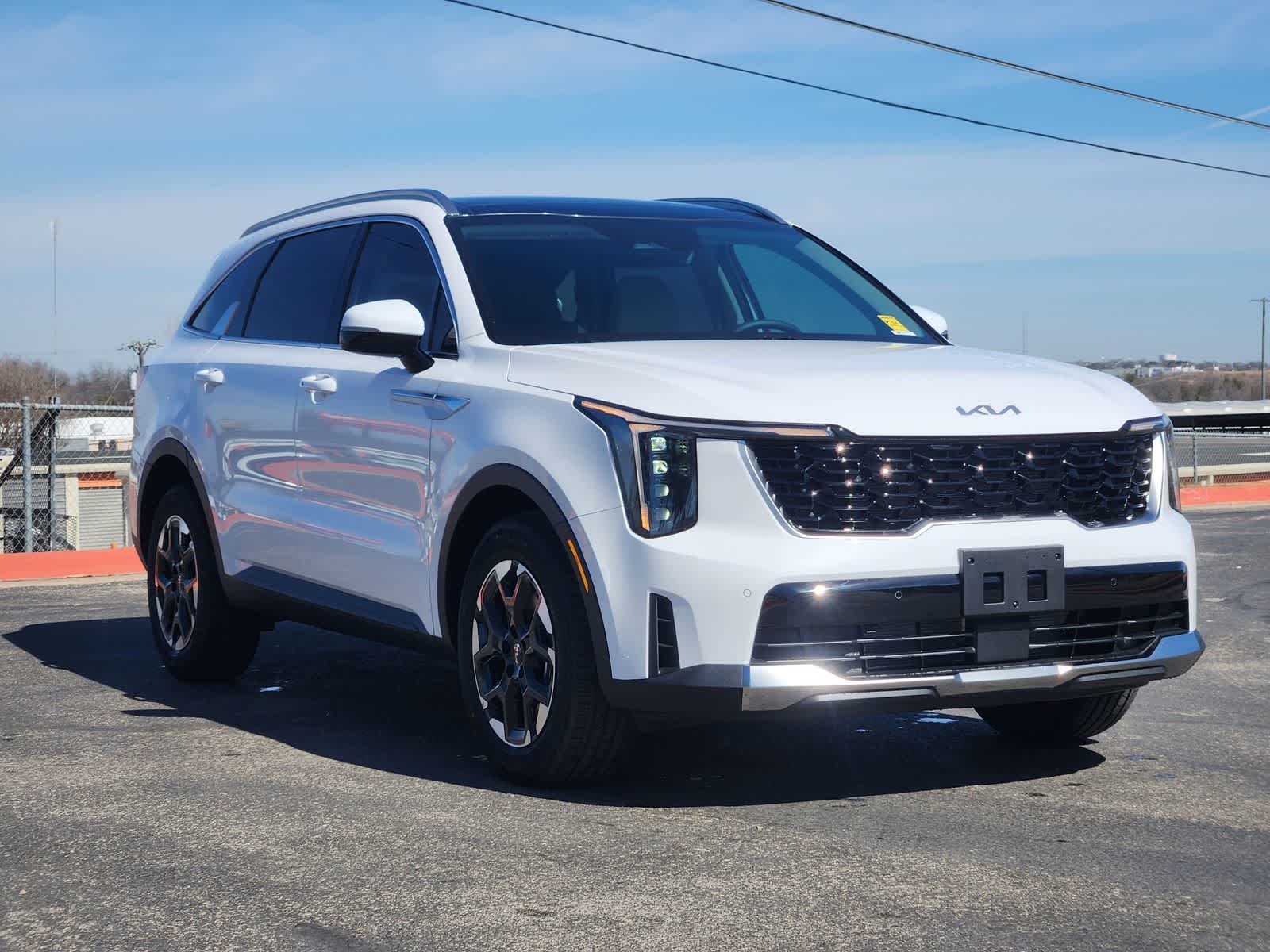 Thumbnail: 2026 Kia Sorento - 2