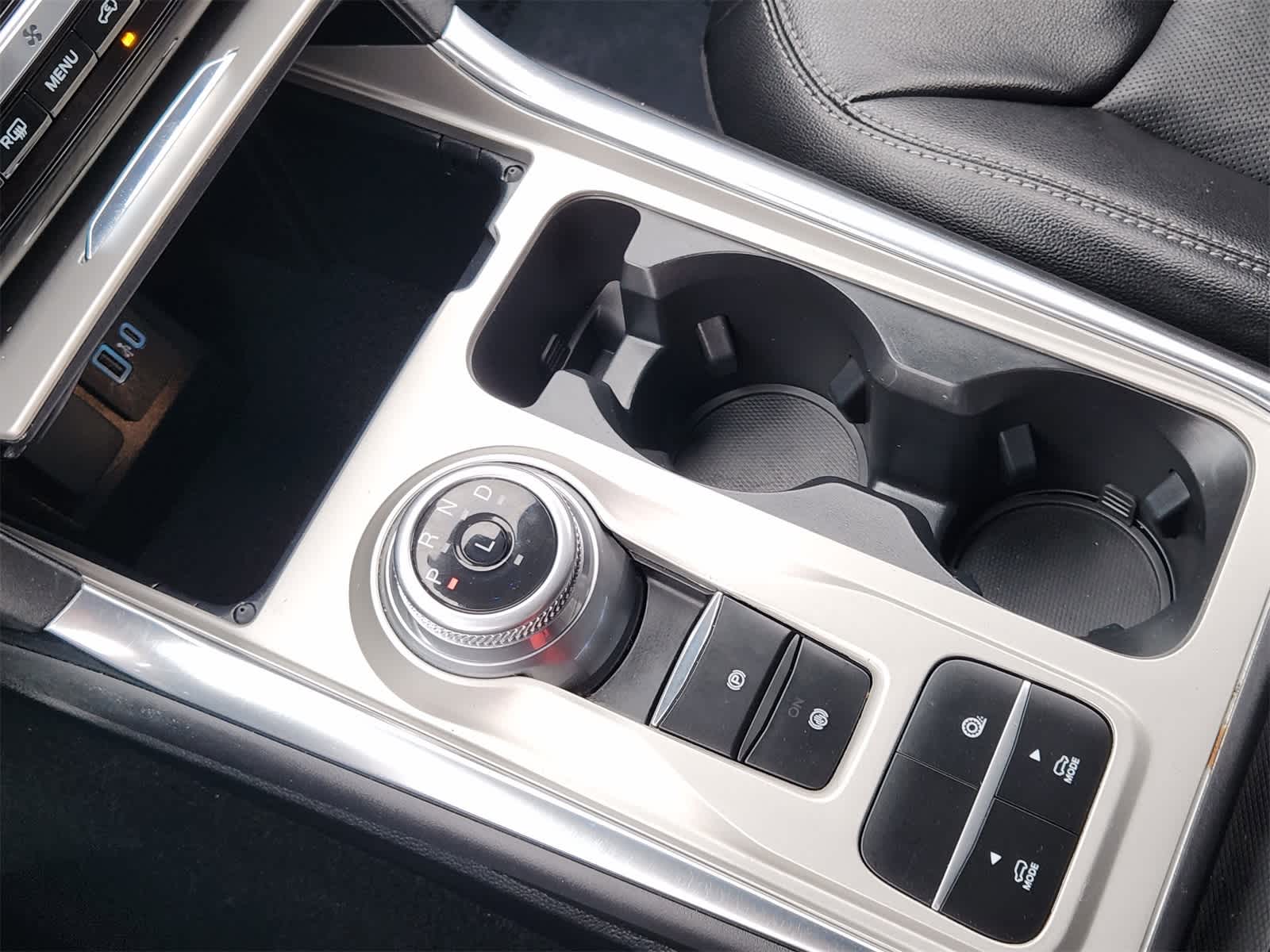 Thumbnail: 2023 Ford Explorer - 20