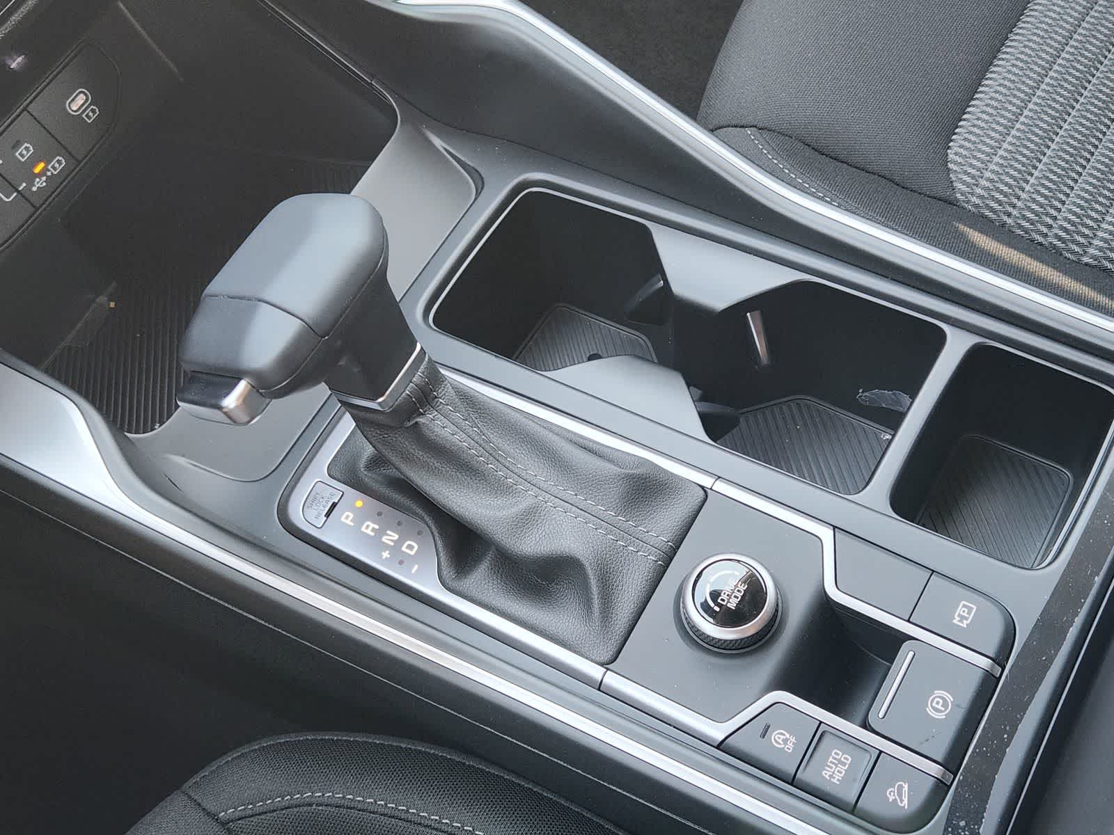 Thumbnail: 2026 Kia Sorento - 18