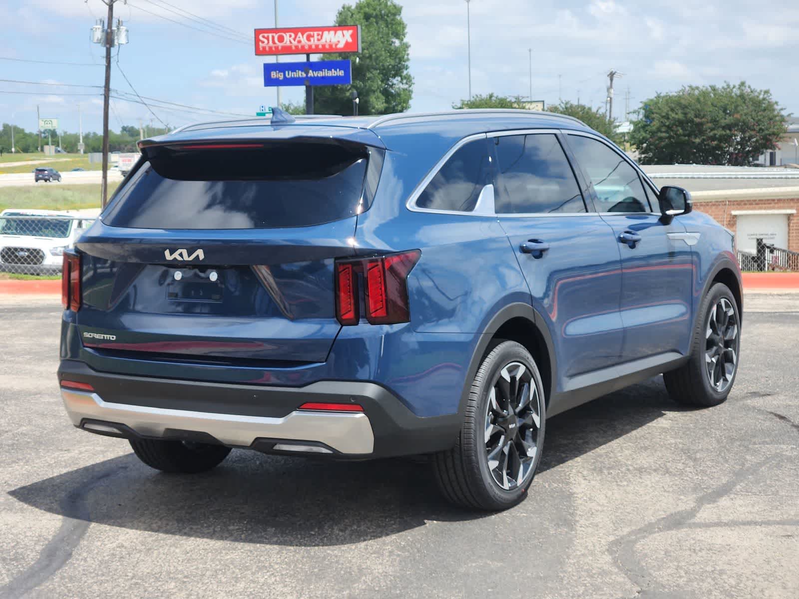 Thumbnail: 2026 Kia Sorento - 6